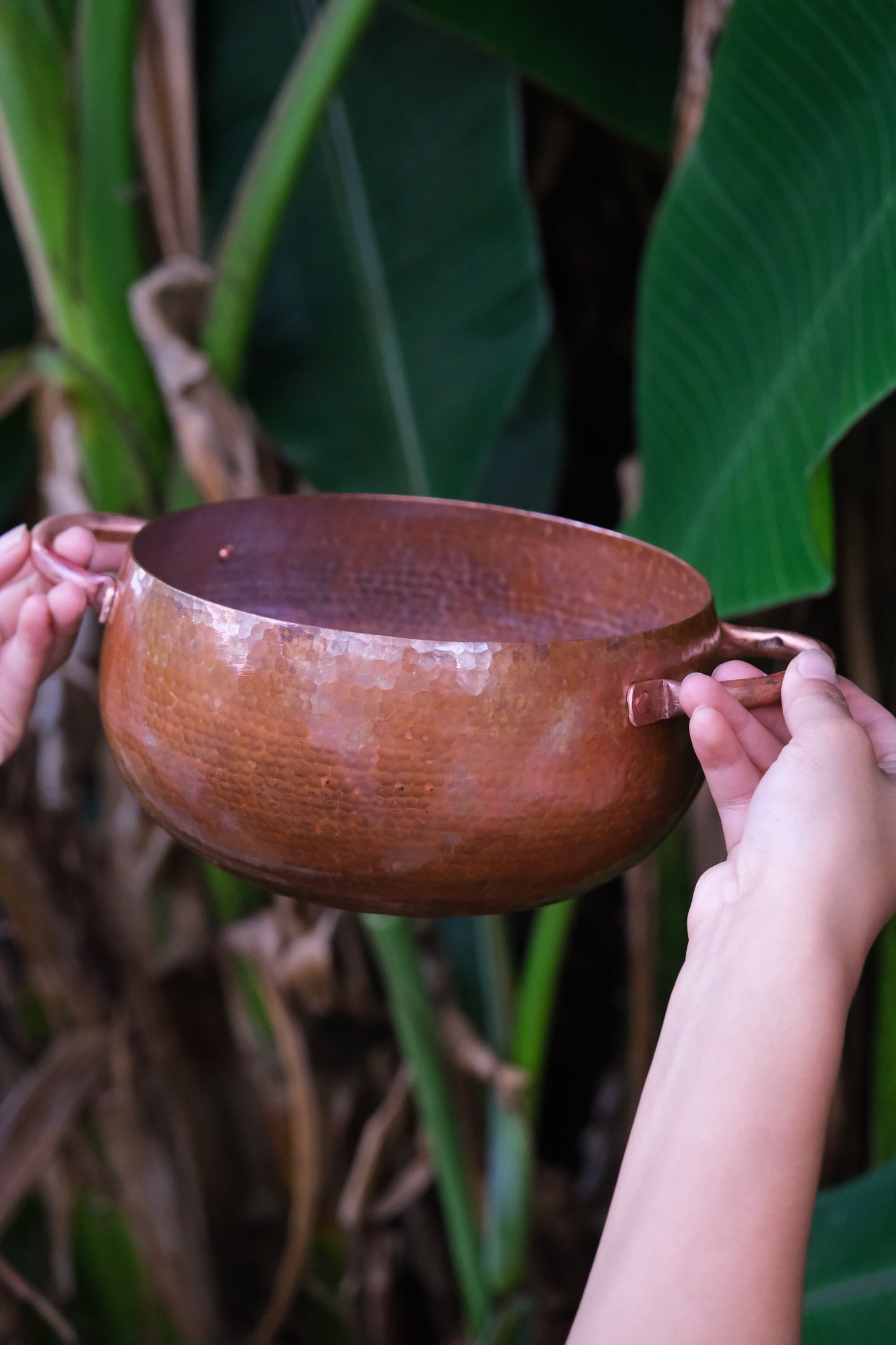 this is a copper cooking pot