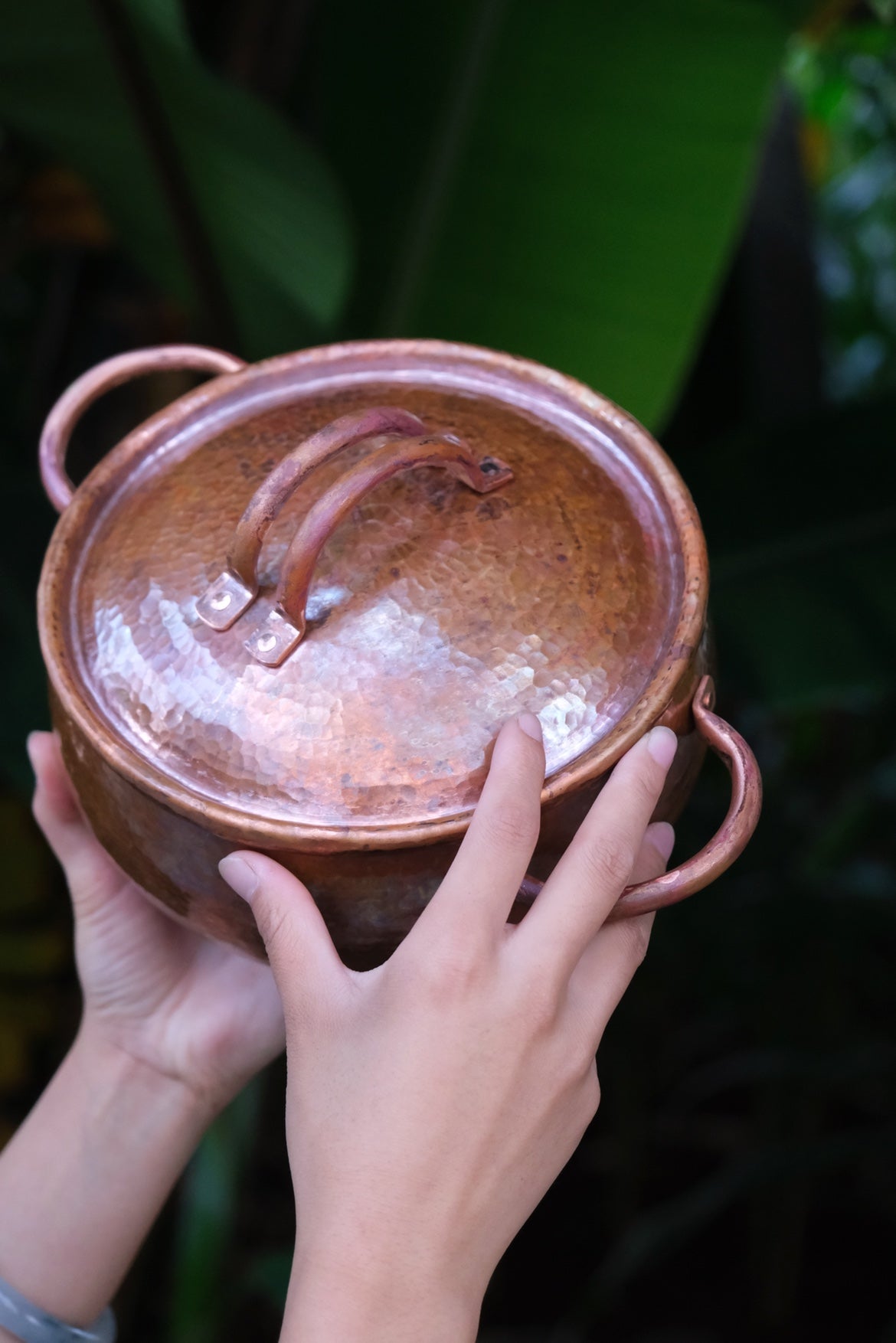 this is a copper cooking pot