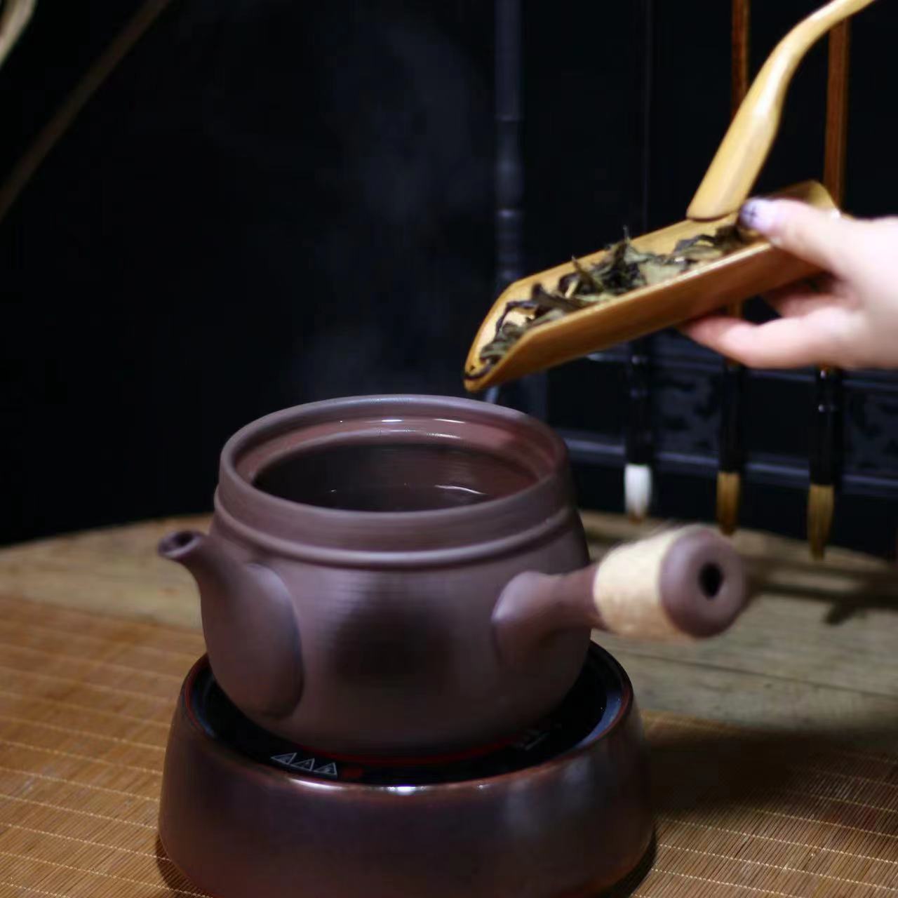 This is a pottery kettle