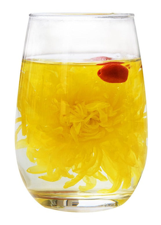 this is Chinese dried chrysanthemum flower tea