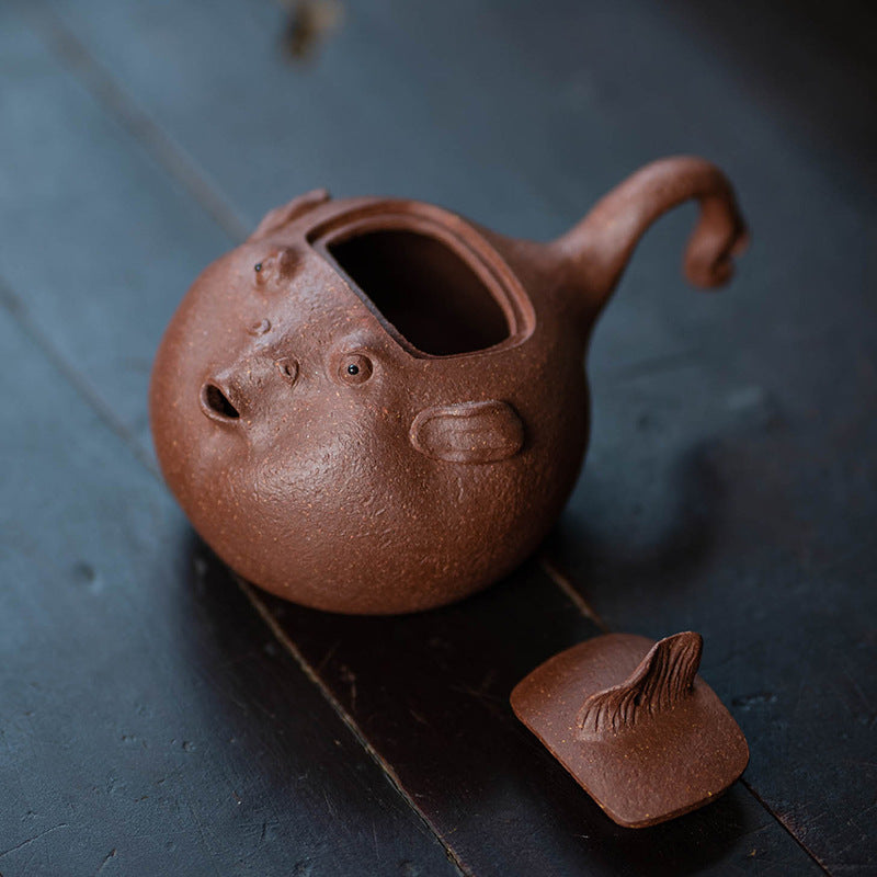 This is a Yixing teapot. this is Chinese yixing clay teapot