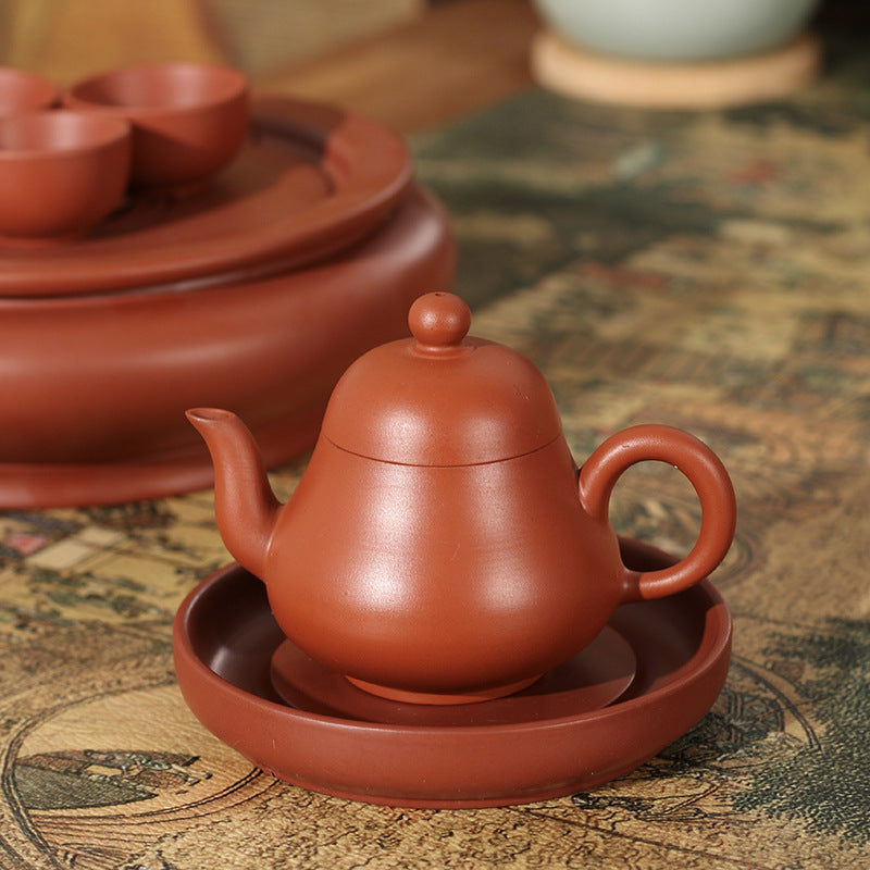 This is a Chaozhou teapot.this is Chaozhou red clay zhuni teapot