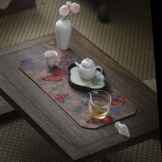 This is a gambiered canton silk xiangyunsha tea table cloth