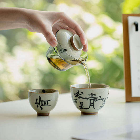 this is a ceramic teapot.this is a gaiwan travel set