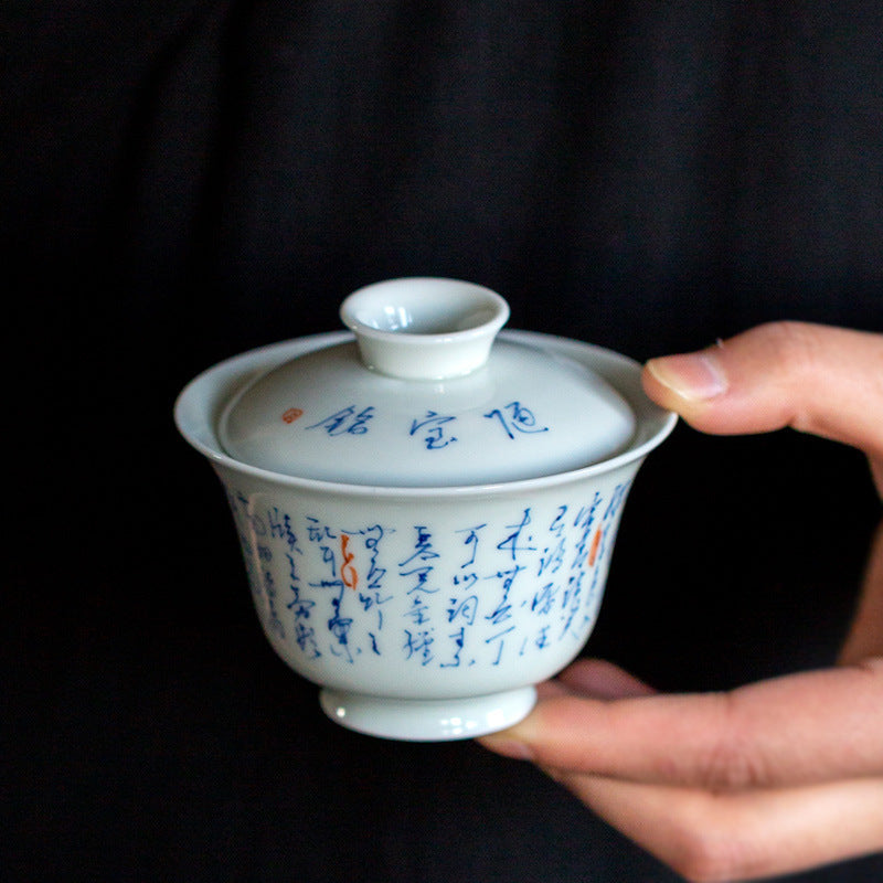 This is a ceramic teapot.this is a ceramic gaiwan