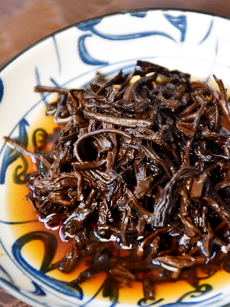 this is Chinese Yunnan Gushu ripe puerh Shou Puerh