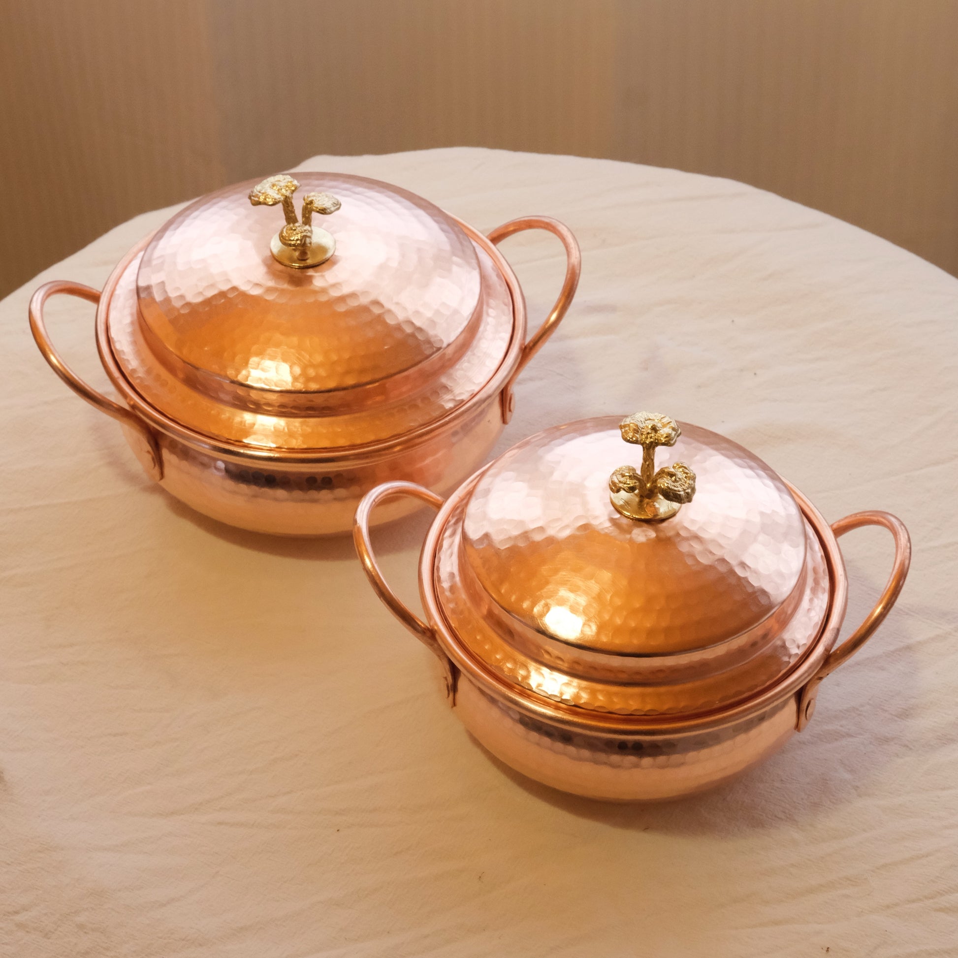 this is a copper cooking pot