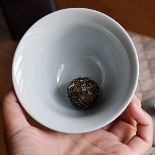 this is Chinese Yunnan Gushu raw puerh tea Sheng Puerh