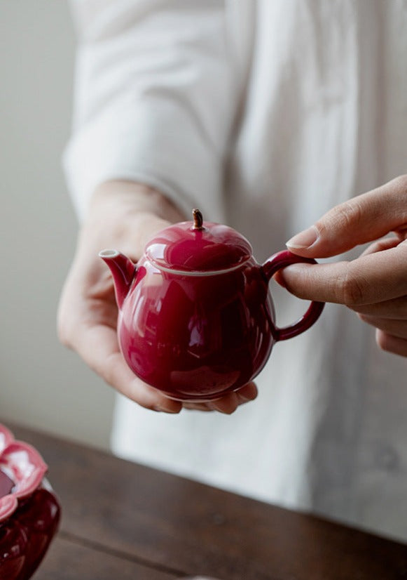 This is a ceramic teapot