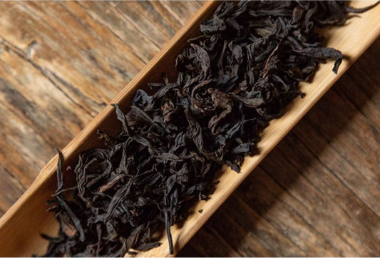 this is Chinese big red robe oolong tea da hong pao