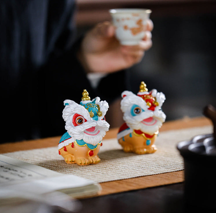 This is Chinese lion dance tea pet. this is a resin tea pet