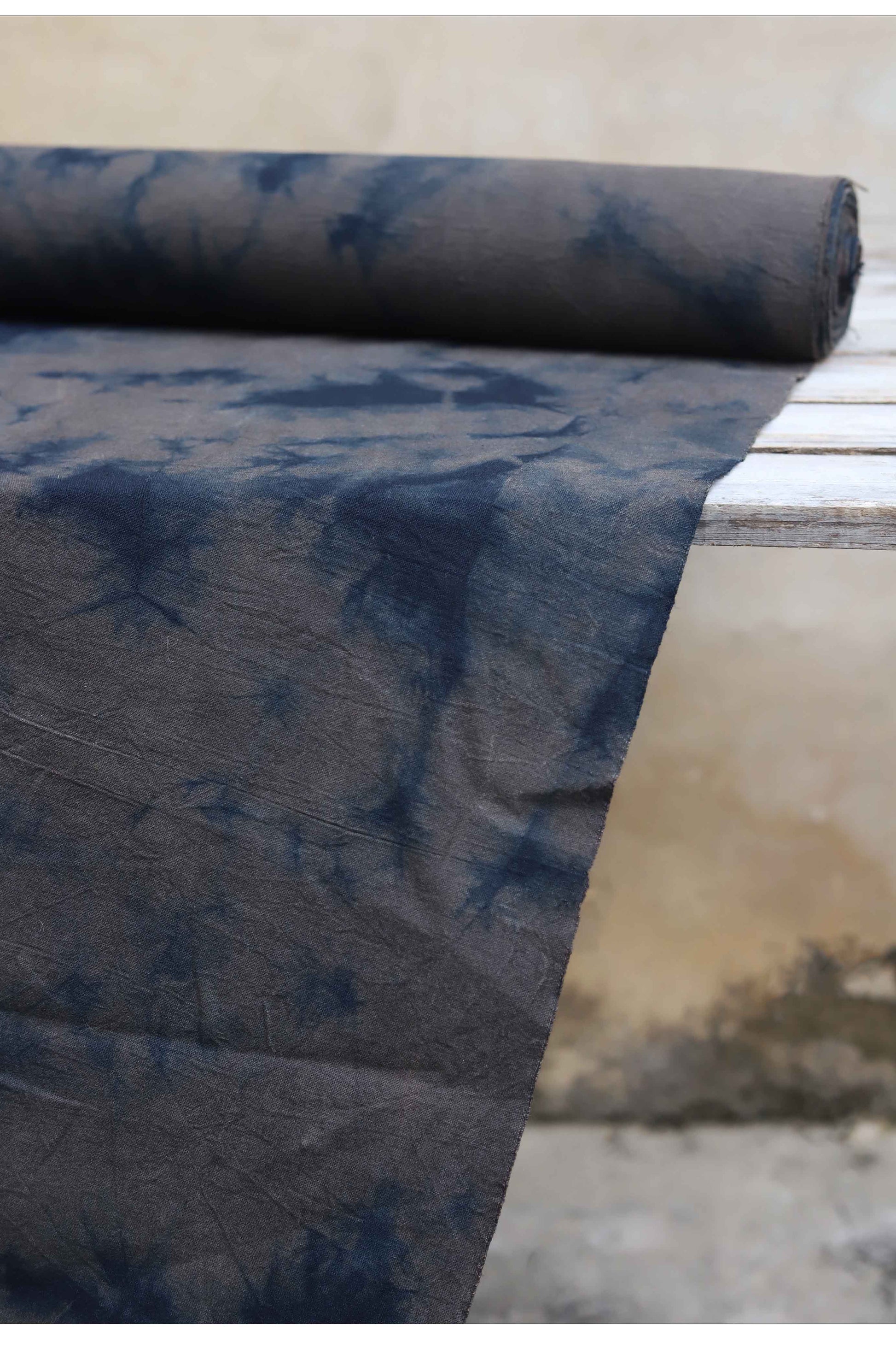 This is a plant-dyed tea mat table cloth