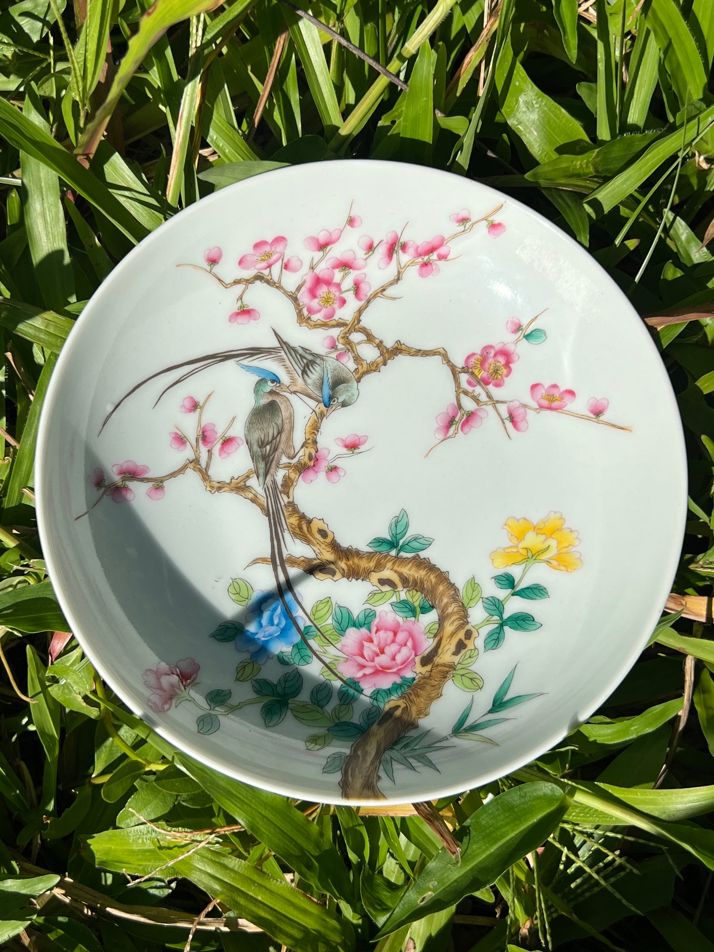 Handcrafted Chinese Handpainted Chinese Famille Rose Flower Bird Teacup Jingdezhen Master Cup Ceramic Artwork