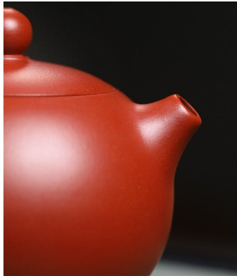 This is a pottery teapot.this is a Zhuni red clay teapot.