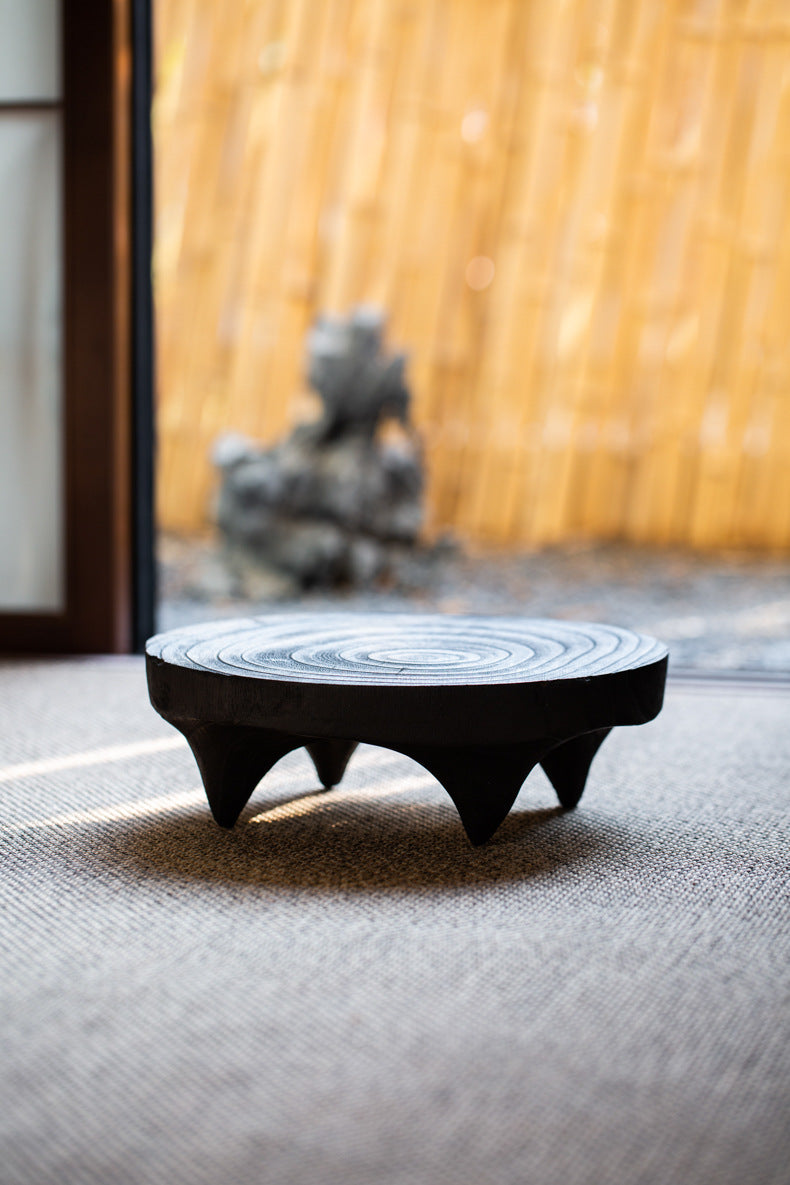 This is a black cedar tea tray tea boat.This is a wooden tea table.