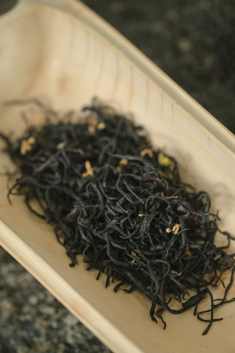 this is Chinese detox tea osmanthus jiuqu hongmei black tea