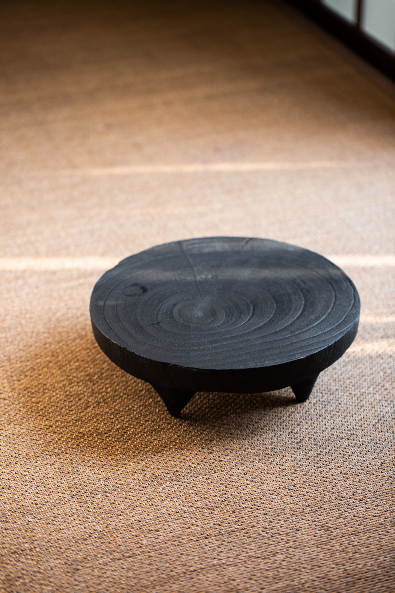 This is a black cedar tea tray tea boat.This is a wooden tea table.