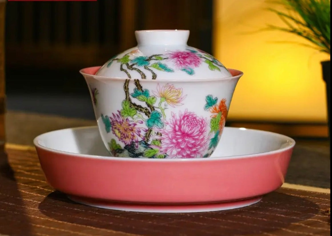 This is a Chinese Jingdezhen enamel chrysanthemum flower teapot gaiwan