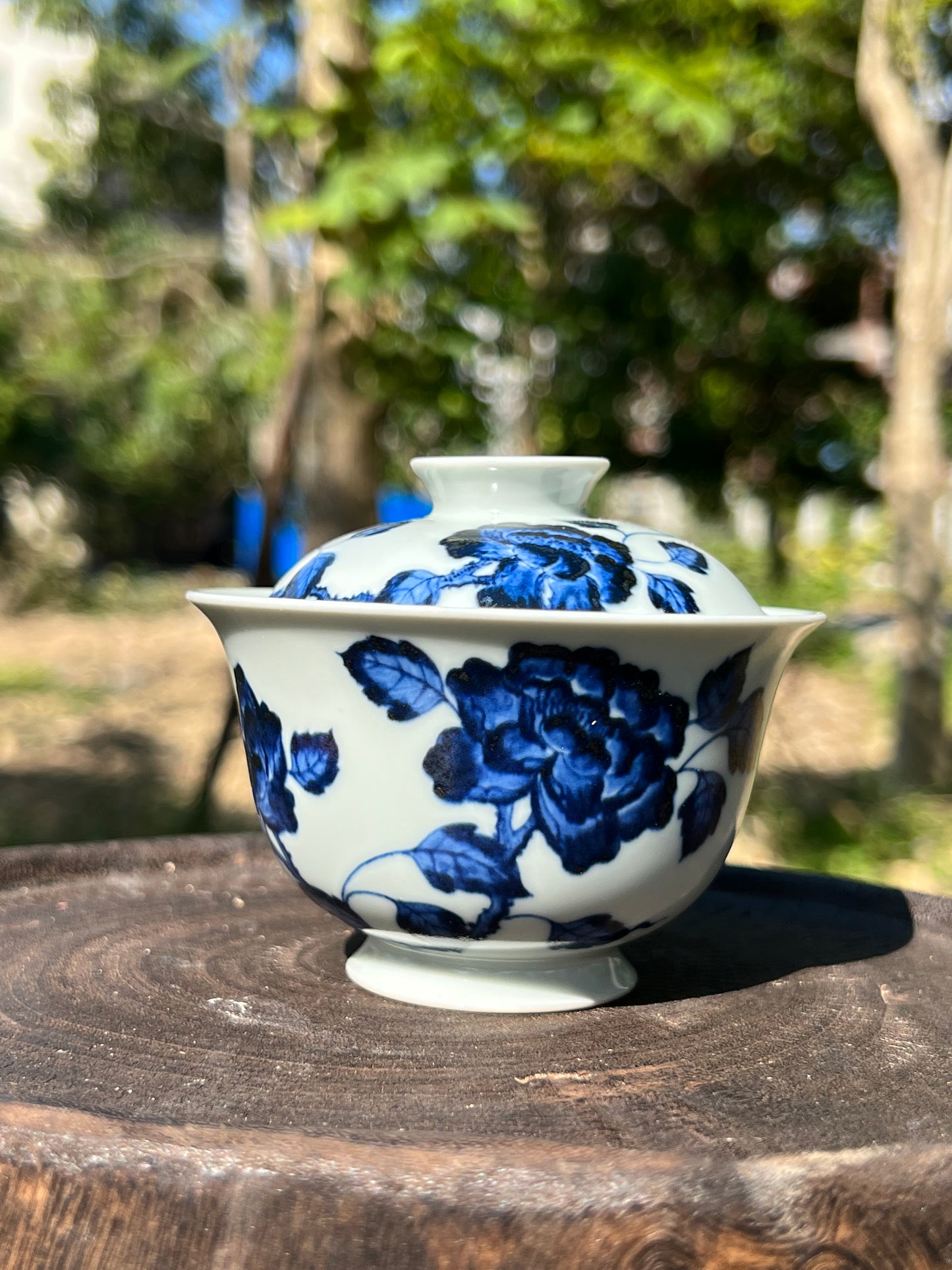 Hand Painted Chinese Blue and White Porcelain Peony Gaiwan Jingdezhen Master Ceramic Artwork