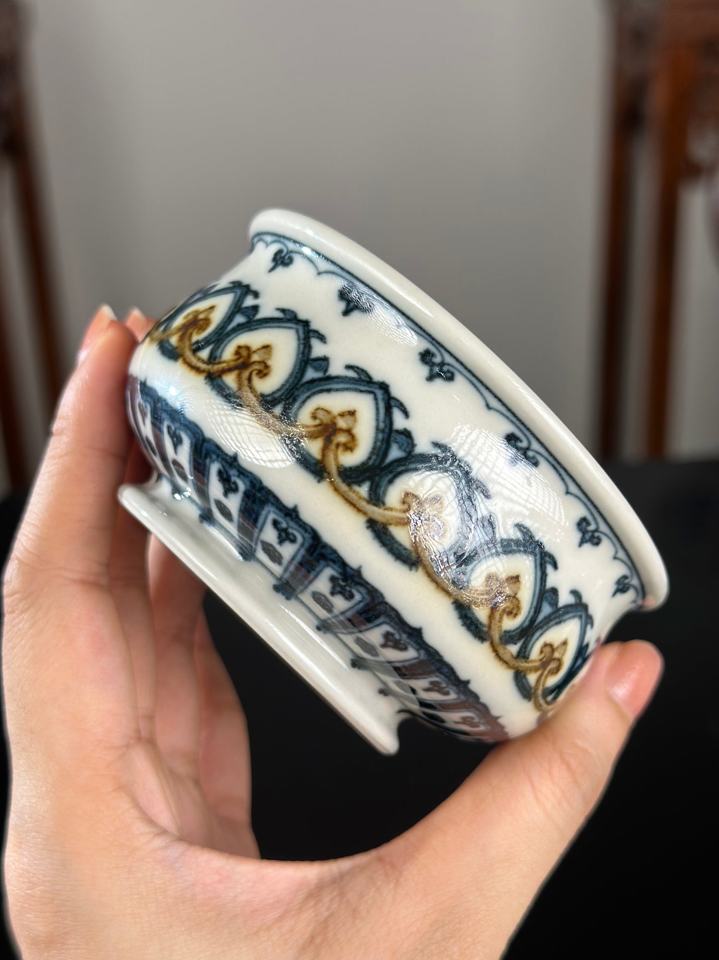 Handpainted Chinese Luxious Blue White Porcelain  Underglaze Gold Youlijin Traditional Baoxiang Flower Pattern Masterpiece Gaiwan Teacup Set Artwork