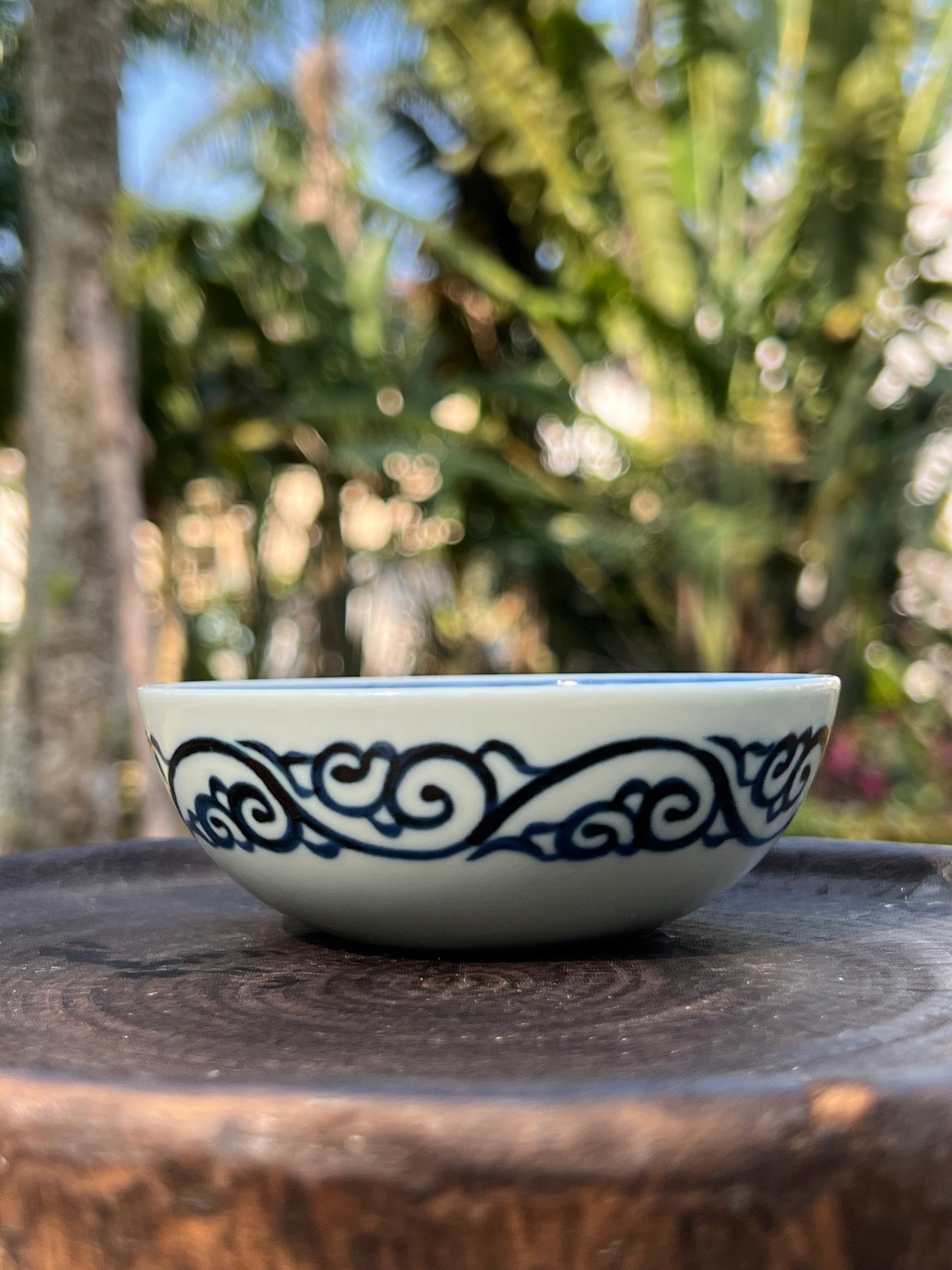 Hand Painted Chinese Blue and White Porcelain Fish Pattern Teacup Jingdezhen Master Ceramic Artwork