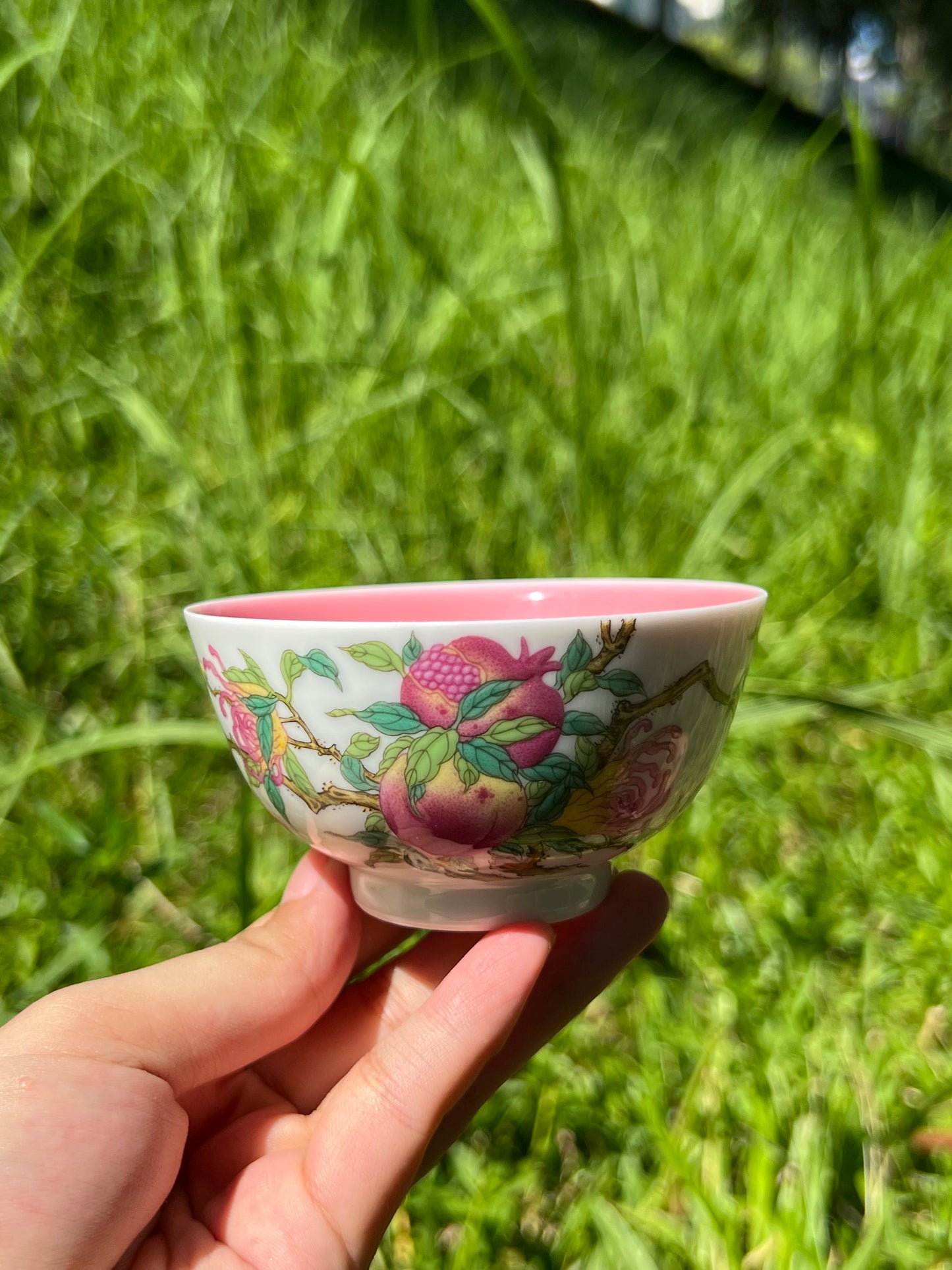 Handpainted Chinese Jingdezhen Peach Teacup Master Ceramic Artwork