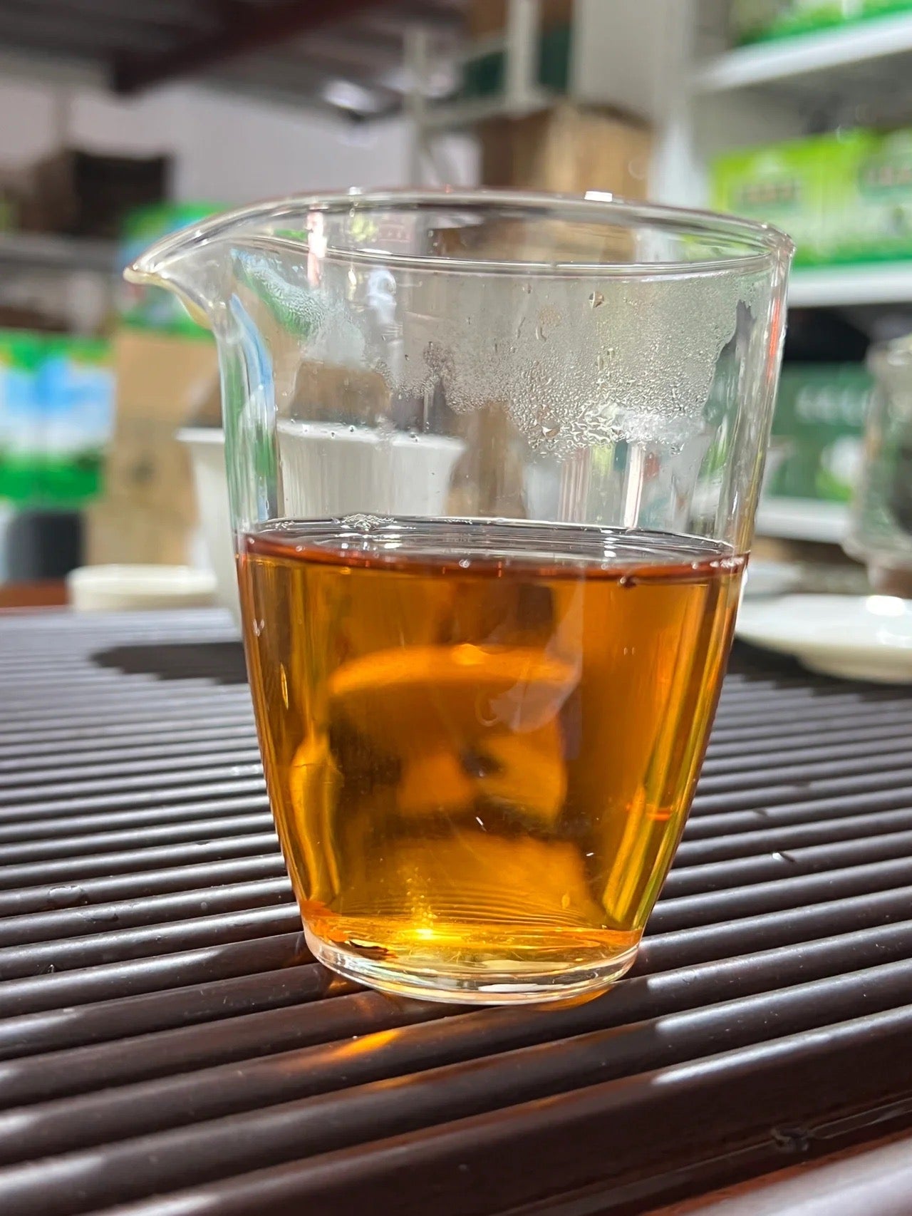 this is Chinese floral tea osmanthus black tea