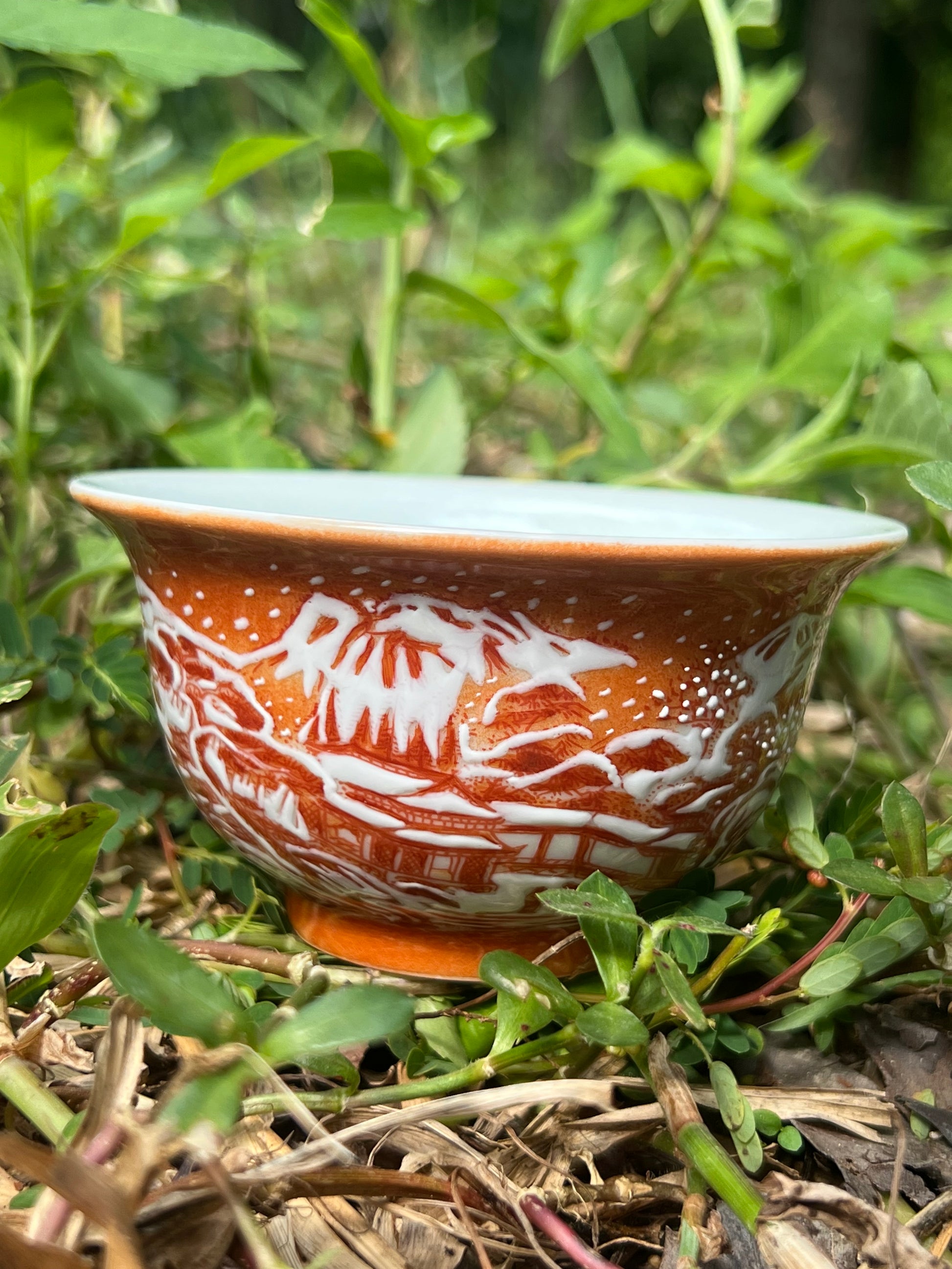 This is Chinese Jingdezhen alum red teacup. This is a ceramic teacup