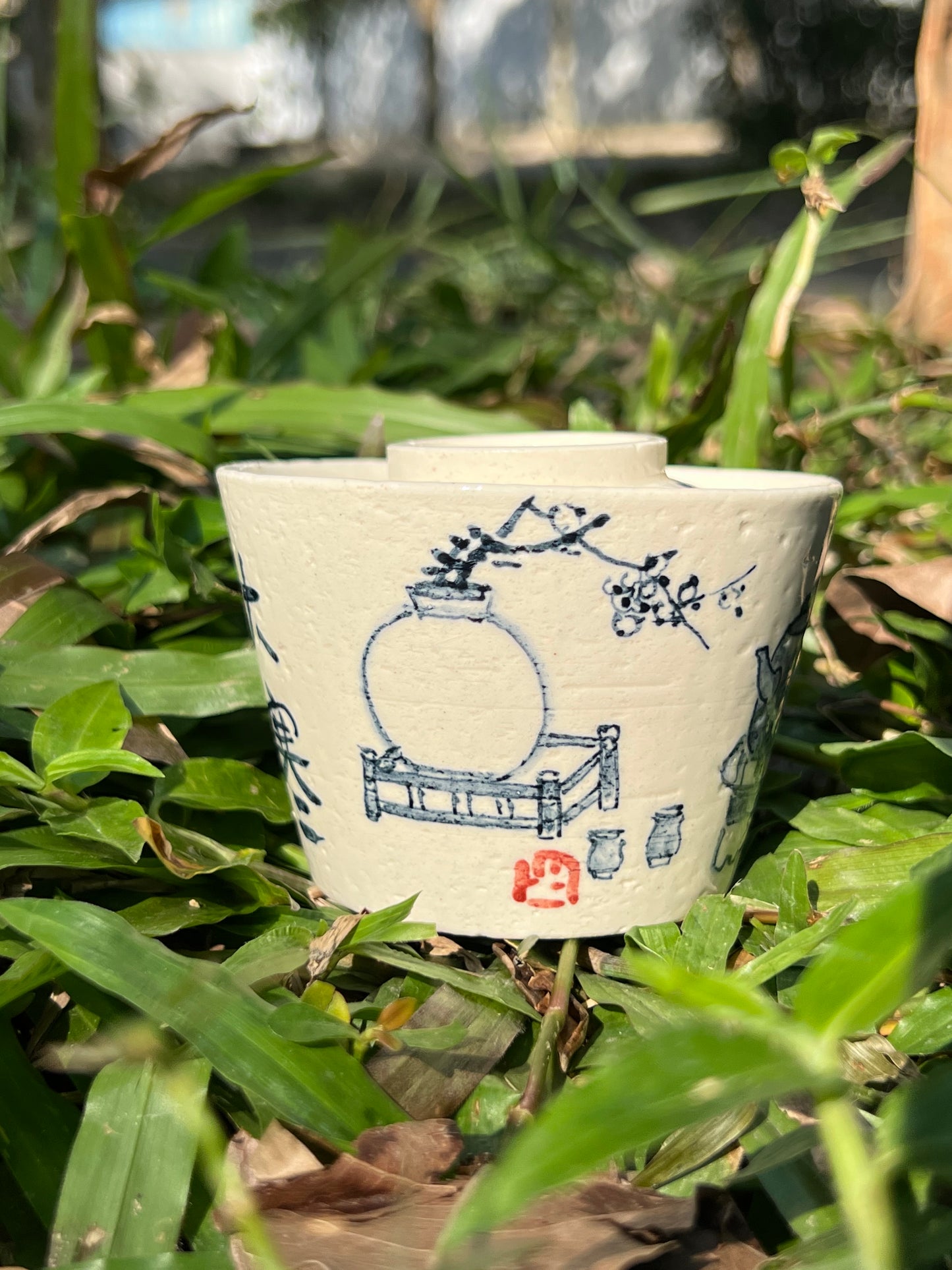 Handpainted Chinese Gongfu Tea Pattern White Fine Pottery Gaiwan Jingdezhen Master Pottery Artwork