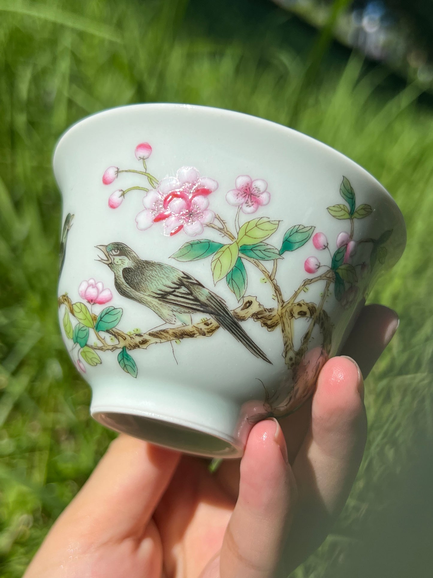 Handcrafted Chinese Handpainted Chinese Famille Rose Flower Bird Teacup Jingdezhen Master Cup Ceramic Artwork