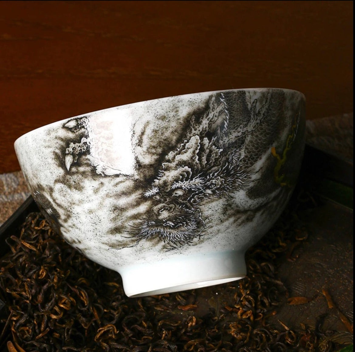 Handcrafted Chinese Hand Painted Chinese Dragon Jingdezhen Black Teacup Master Cup Pottery Artwork