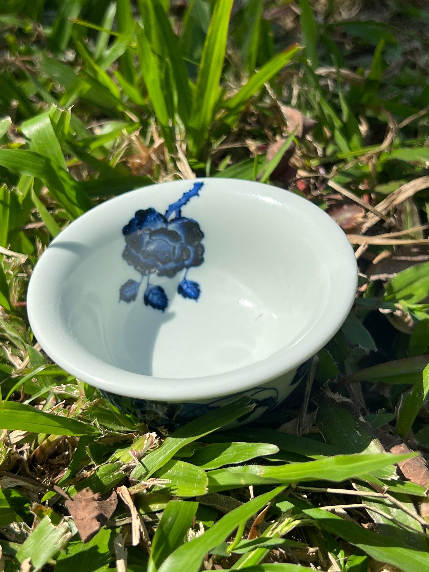 Hand Painted Chinese Blue and White Porcelain Peony Gaiwan Jingdezhen Master Ceramic Artwork