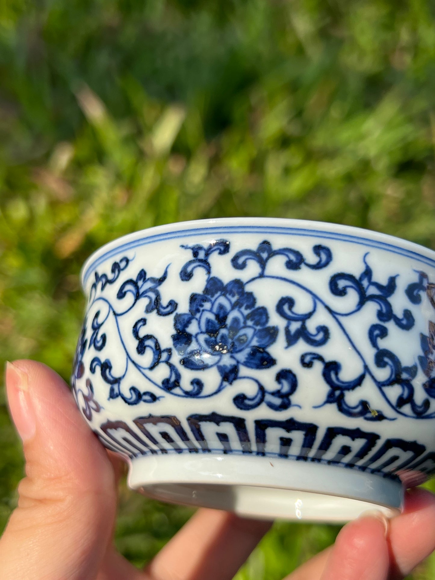 Hand Painted Chinese Blue and White Porcelain Lotus Of Twined Stems Teacup Jingdezhen Master Ceramic Artwork