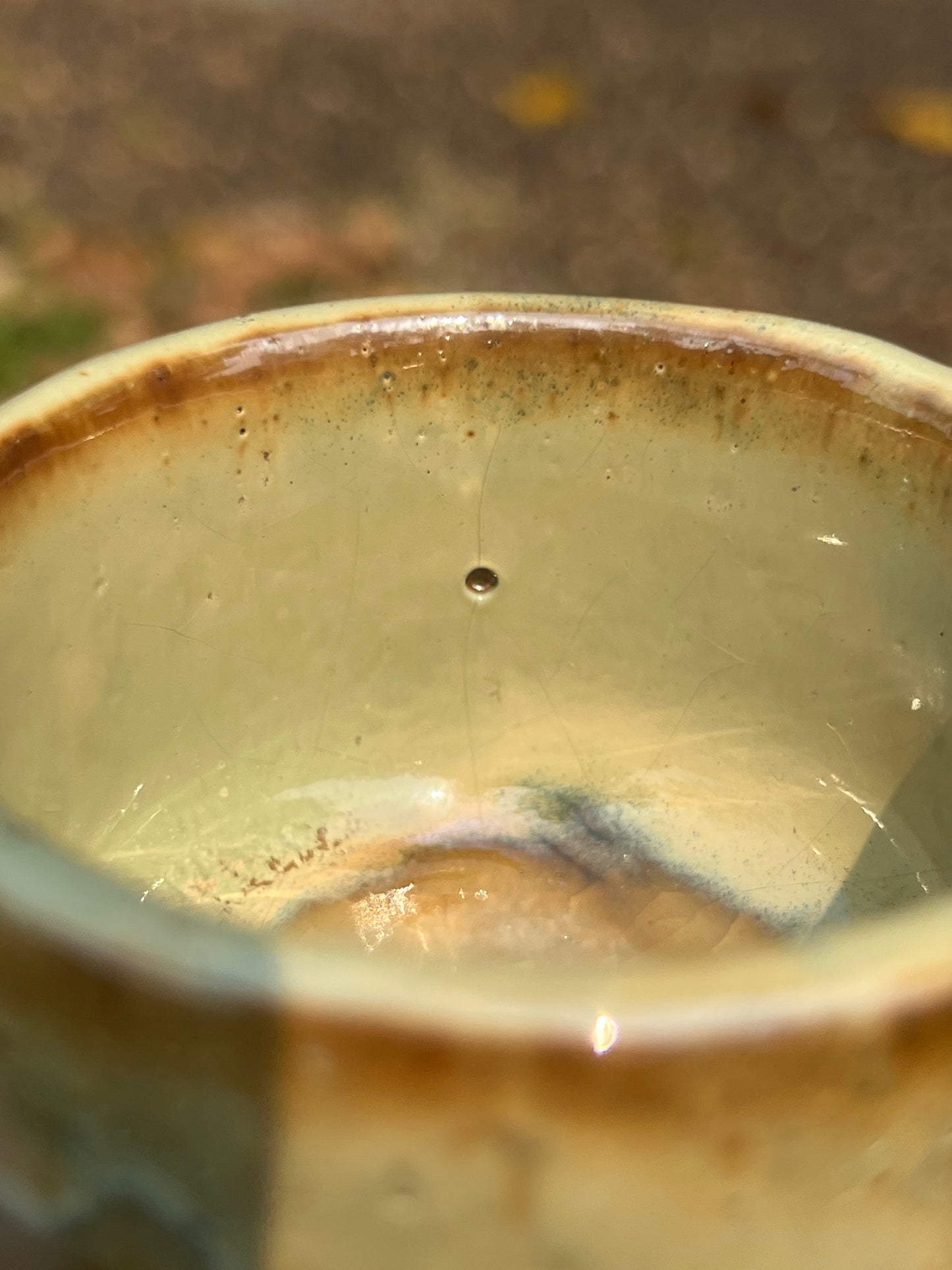 This is a shino ware teacup.this is a shinoyaki teacup