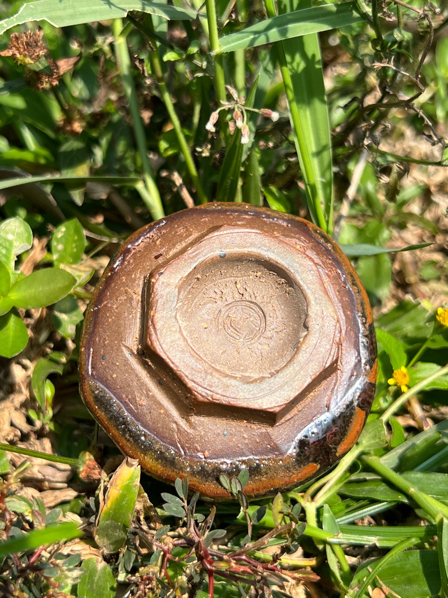 This is a shino ware teacup.this is a shinoyaki teacup