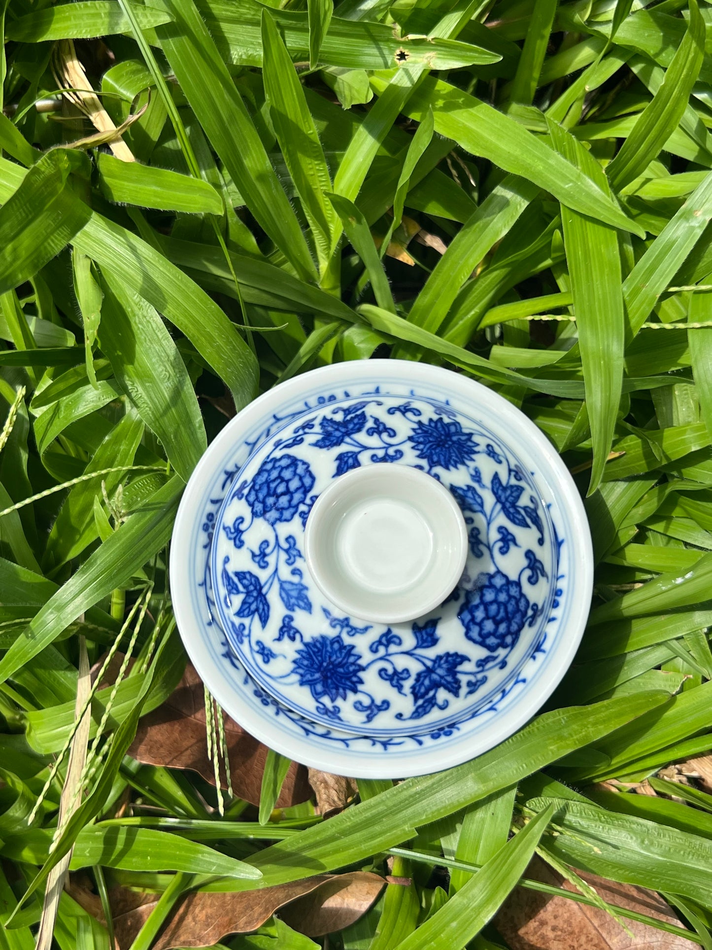 Handcrafted Chinese Hand Painted Chinese Twist Lotus Pattern Blue and White Porcelain Tea Tray Jingdezhen Master Pottery Artwork