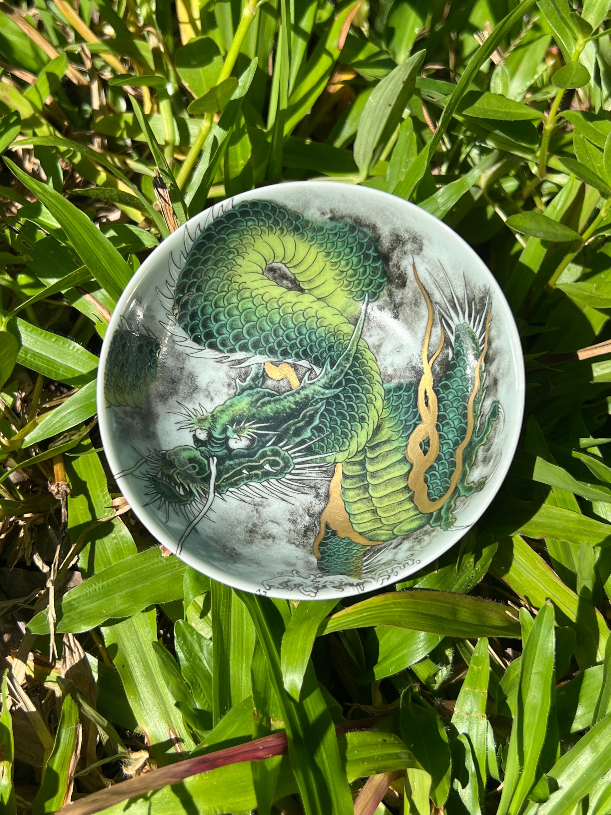 this is a Chinese Jingdezhen ceramic dragon teacup