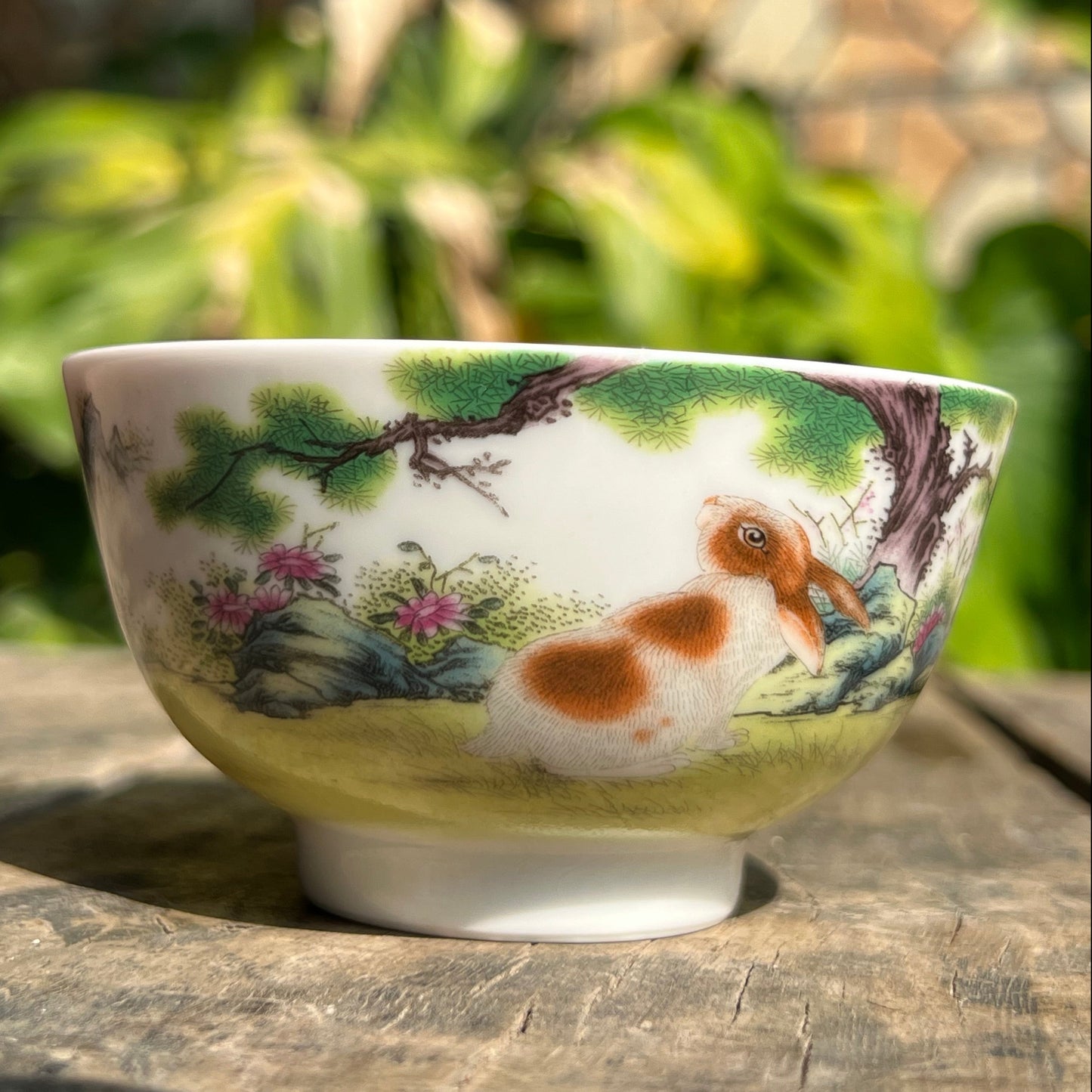 This is a Chinese Jingdezhen enamel  teacup