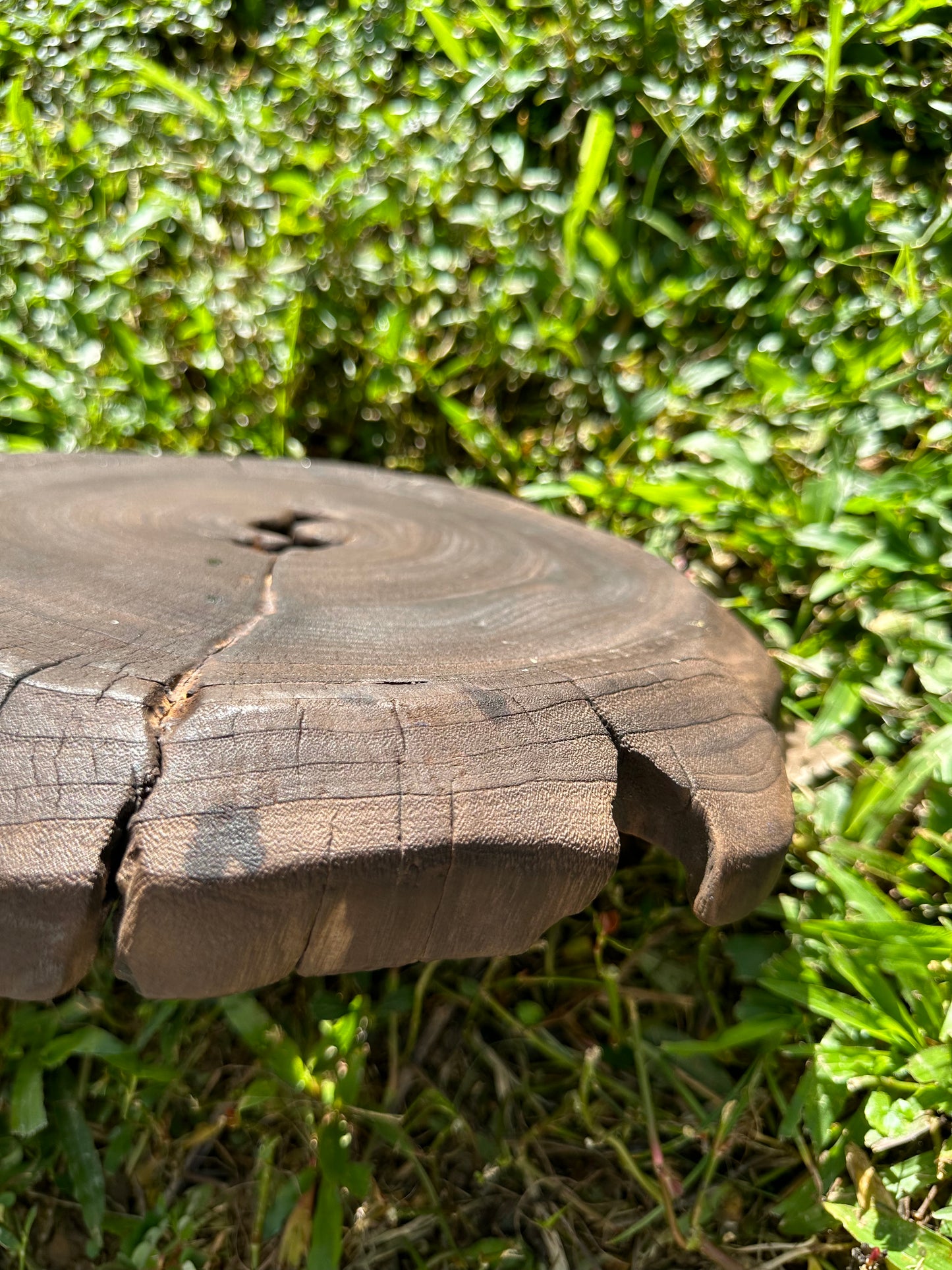 This is a black cedar tea tray tea boat.This is a wooden tea table.