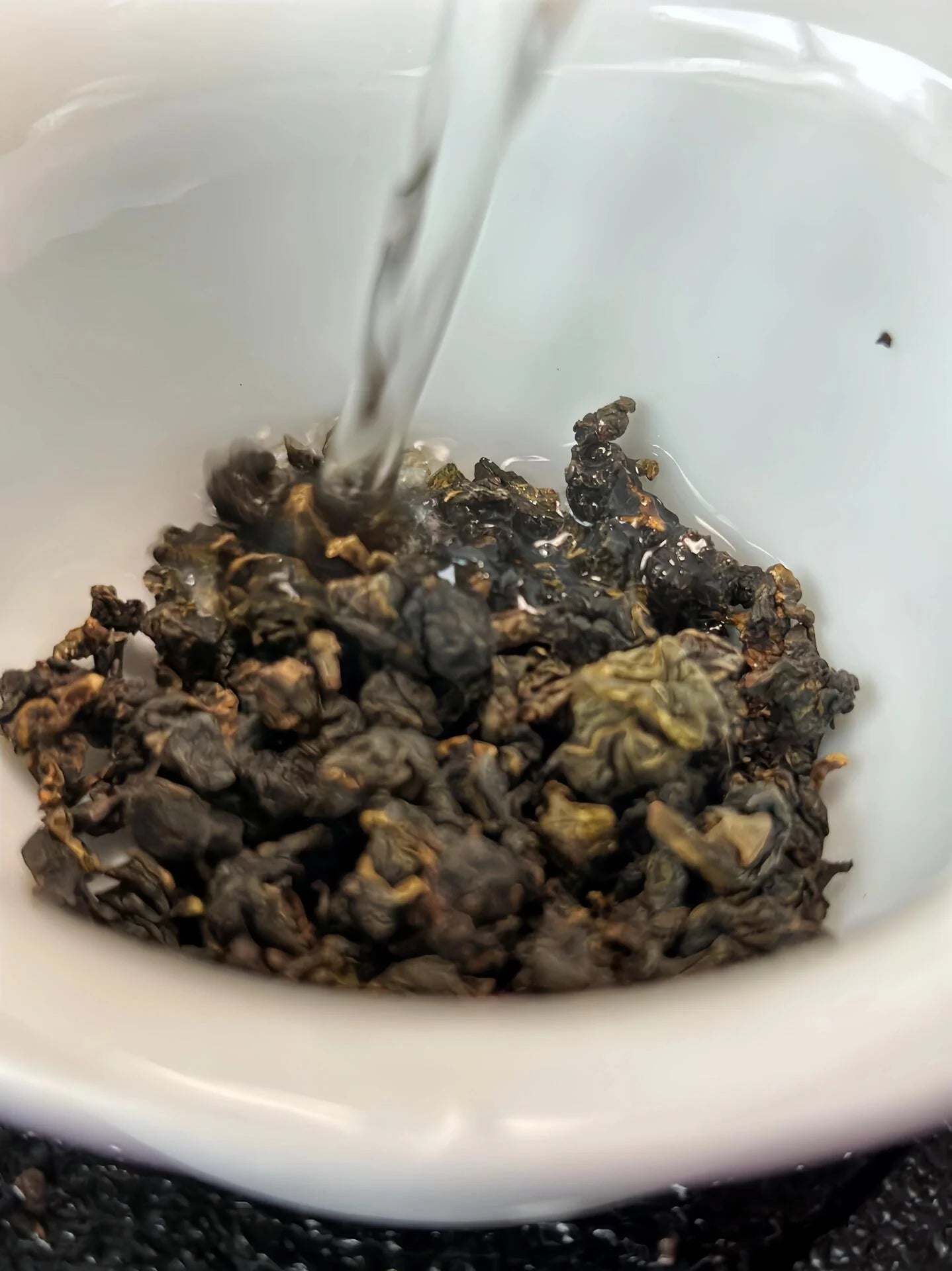 This is Chinese Oolong Bai Ya Qi Lan White Bud Qilan