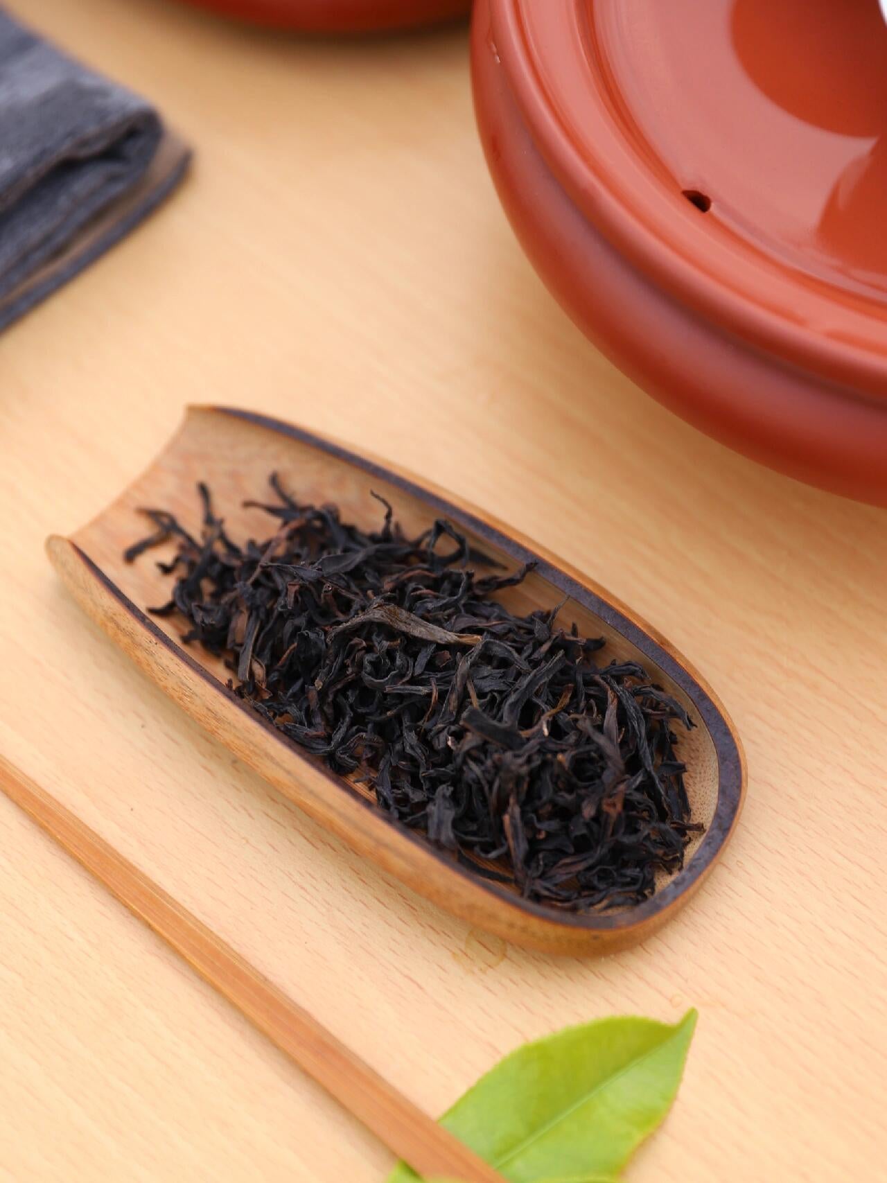 This is Chinese oolong phoenix dancong honey orchid scent Milanxiang