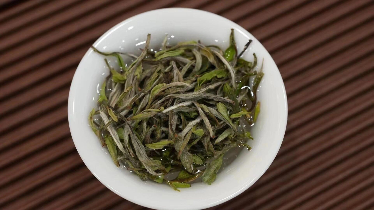 This is Chinese white peony tea. this is white tea bai mu dan