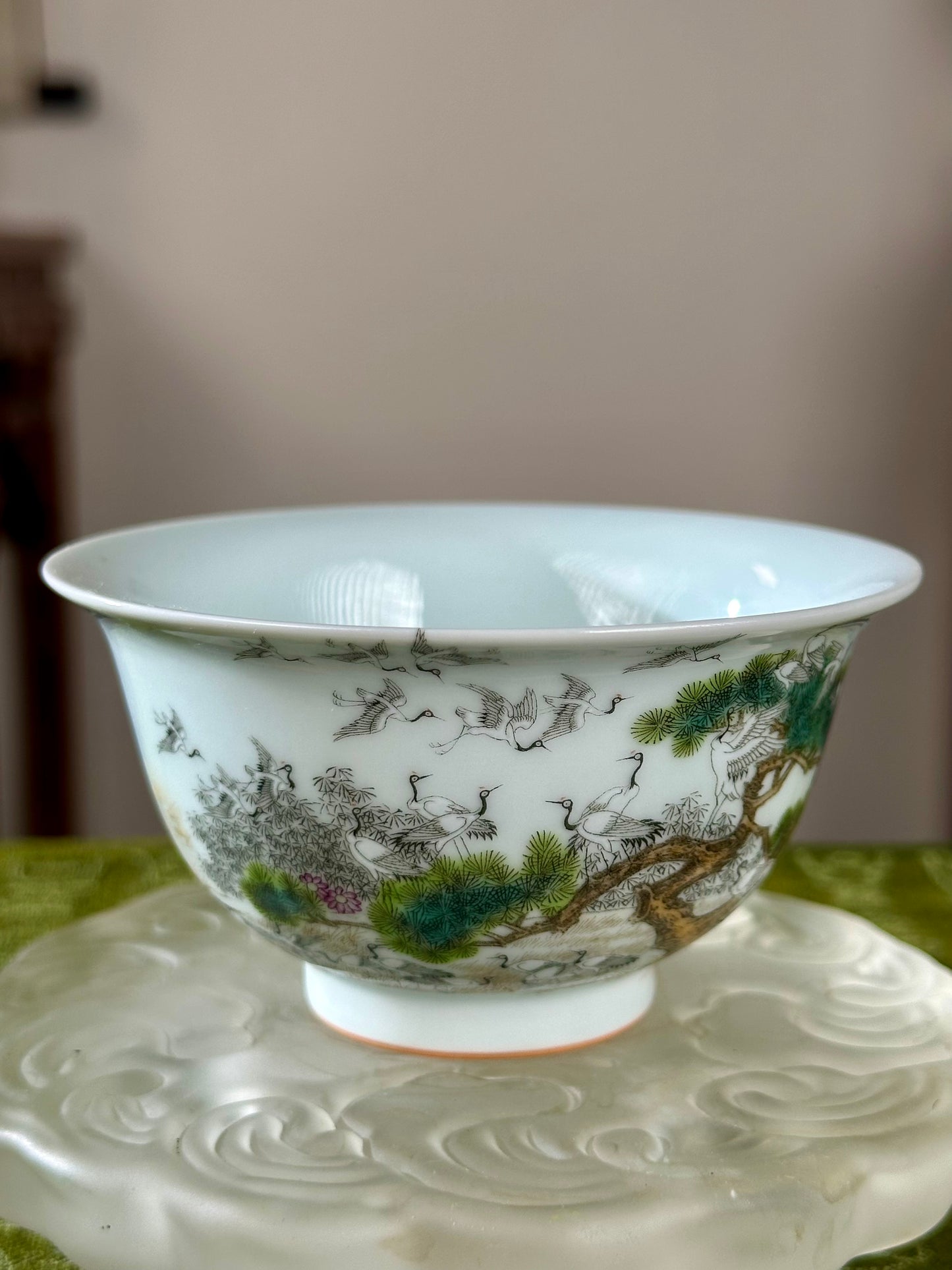 Handpainted Chinese Traditional Hundred Auspicious Cranes Enamel Falangcai High Class Ceramic Teacup