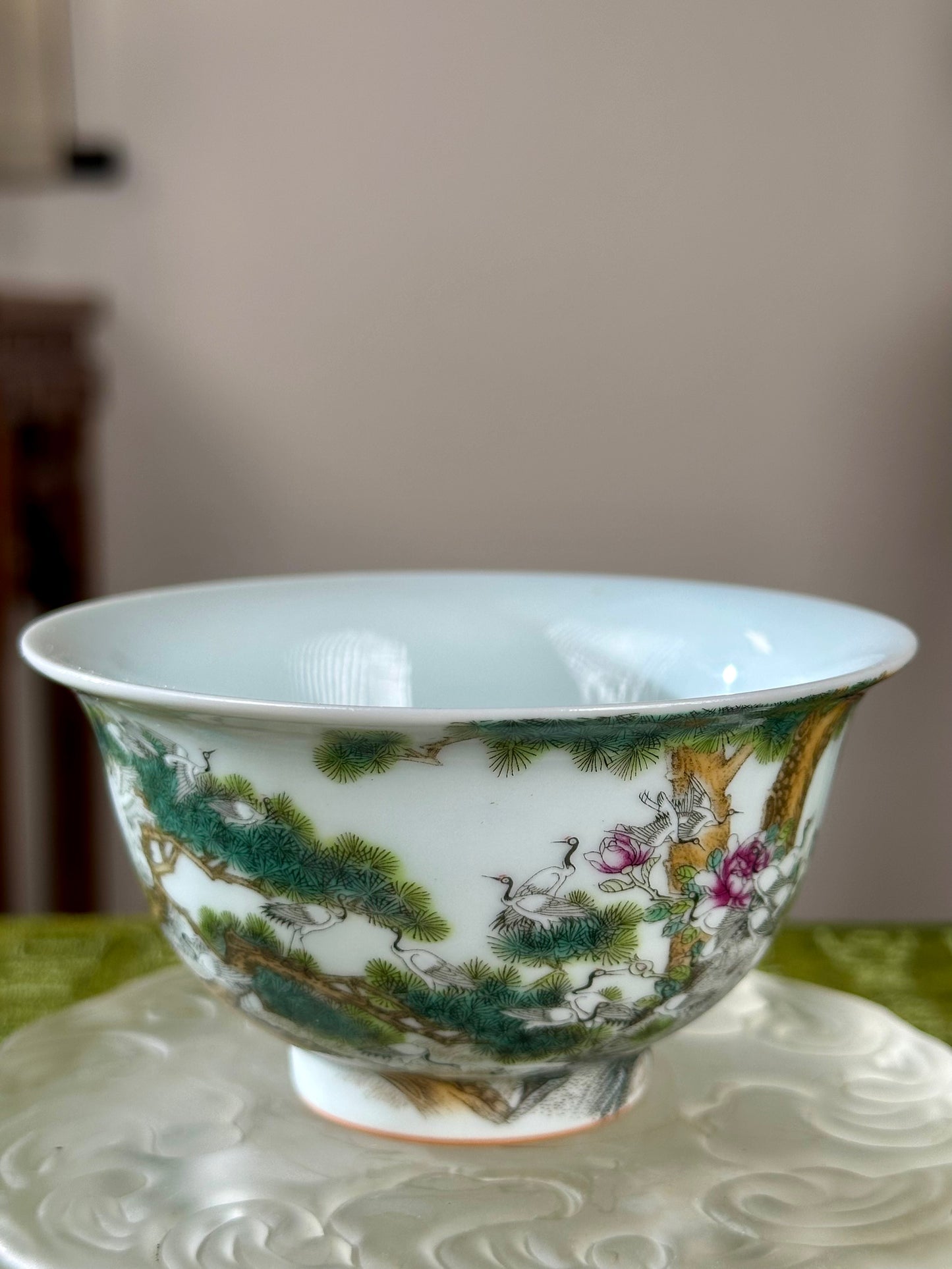 Handpainted Chinese Traditional Hundred Auspicious Cranes Enamel Falangcai High Class Ceramic Teacup