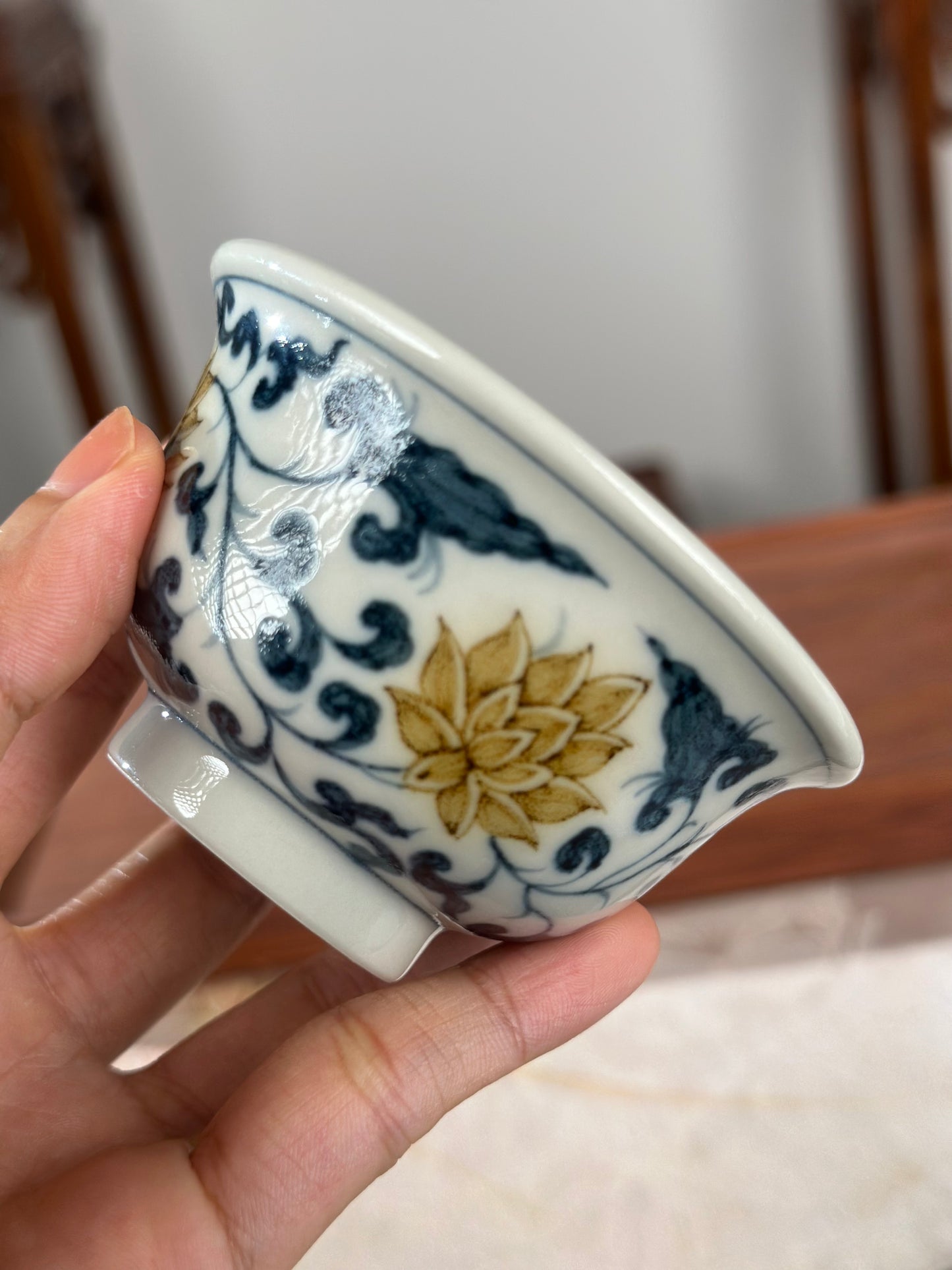 Handpainted Chinese Luxious Blue White Porcelain Underglaze Gold Youlijin Traditional Lotus of Twined Stem Pattern Masterpiece Gaiwan Set Artwork Teacup