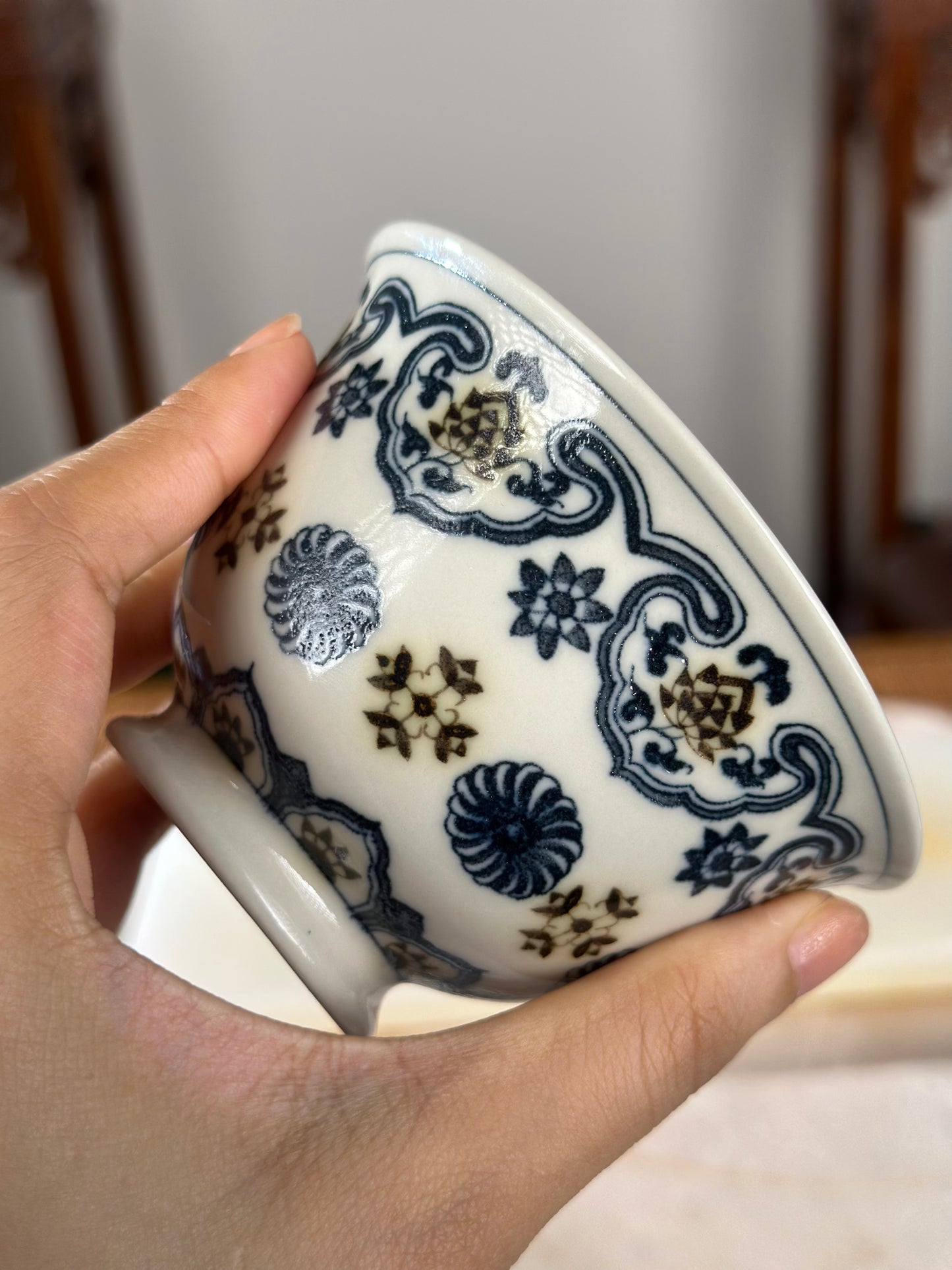 Handpainted Chinese Luxious Blue White Porcelain Underglaze Gold Youlijin Ruyi Pattern Gaiwan Set Artwork Teacup