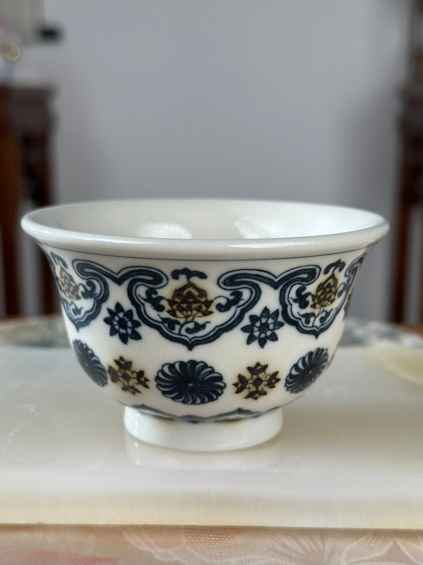 Handpainted Chinese Luxious Blue White Porcelain Underglaze Gold Youlijin Ruyi Pattern Gaiwan Set Artwork Teacup