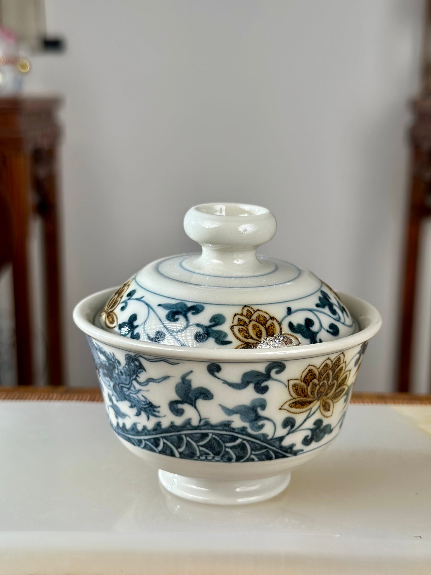 Handpainted Chinese Luxious Blue White Porcelain Underglaze Gold Youlijin Dragon Phoenix Gaiwan Set Artwork Teacup Tea Tray