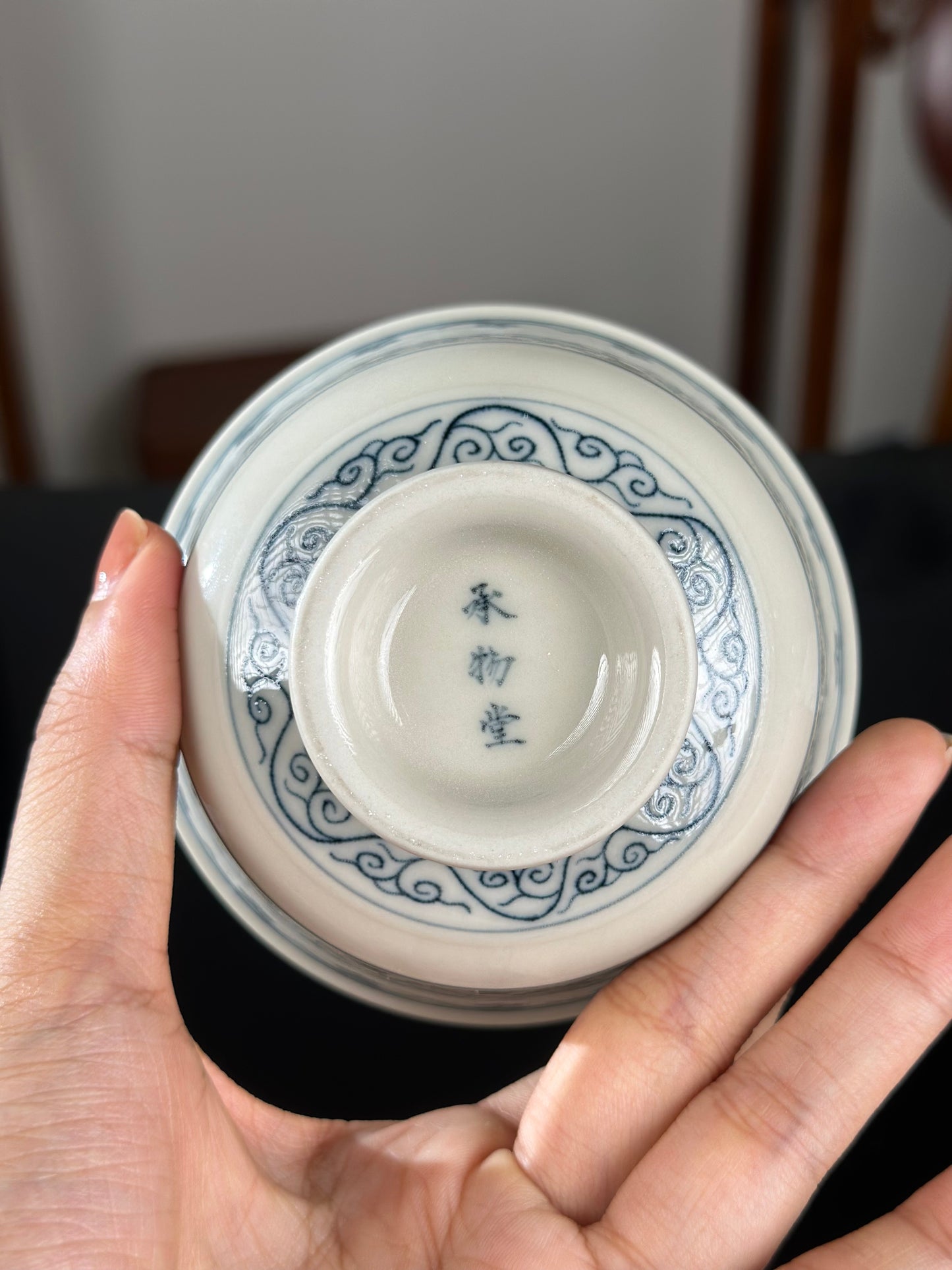 Handpainted Chinese Luxious Blue White Porcelain  Underglaze Gold Youlijin Traditional Baoxiang Flower Pattern Masterpiece Gaiwan Teacup Set Artwork
