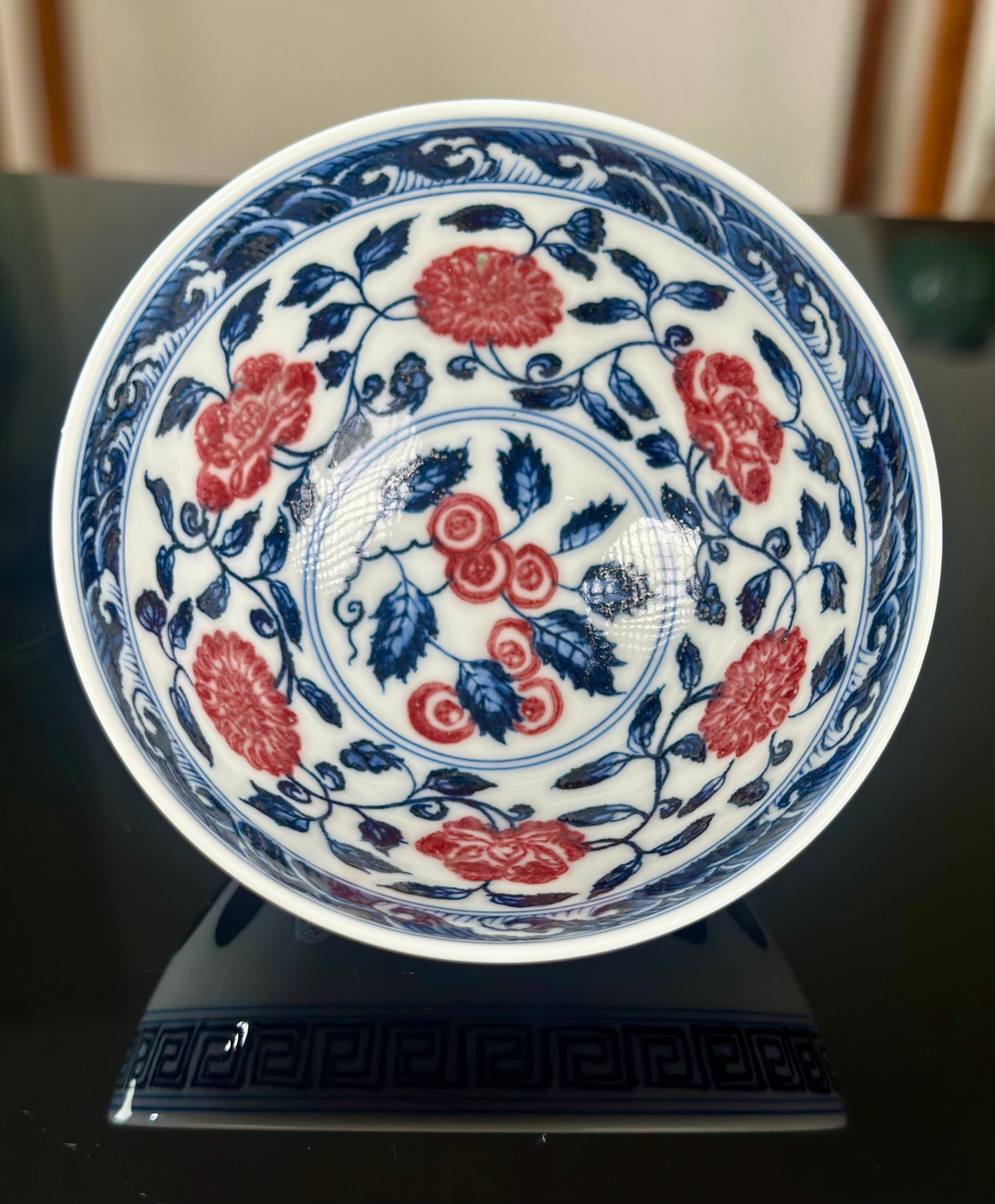 Handpainted Chinese Traditional  Flower Pattern Blue and White Underglaze Red Youlihong Porcelain Jingdezhen Jixin Teacup